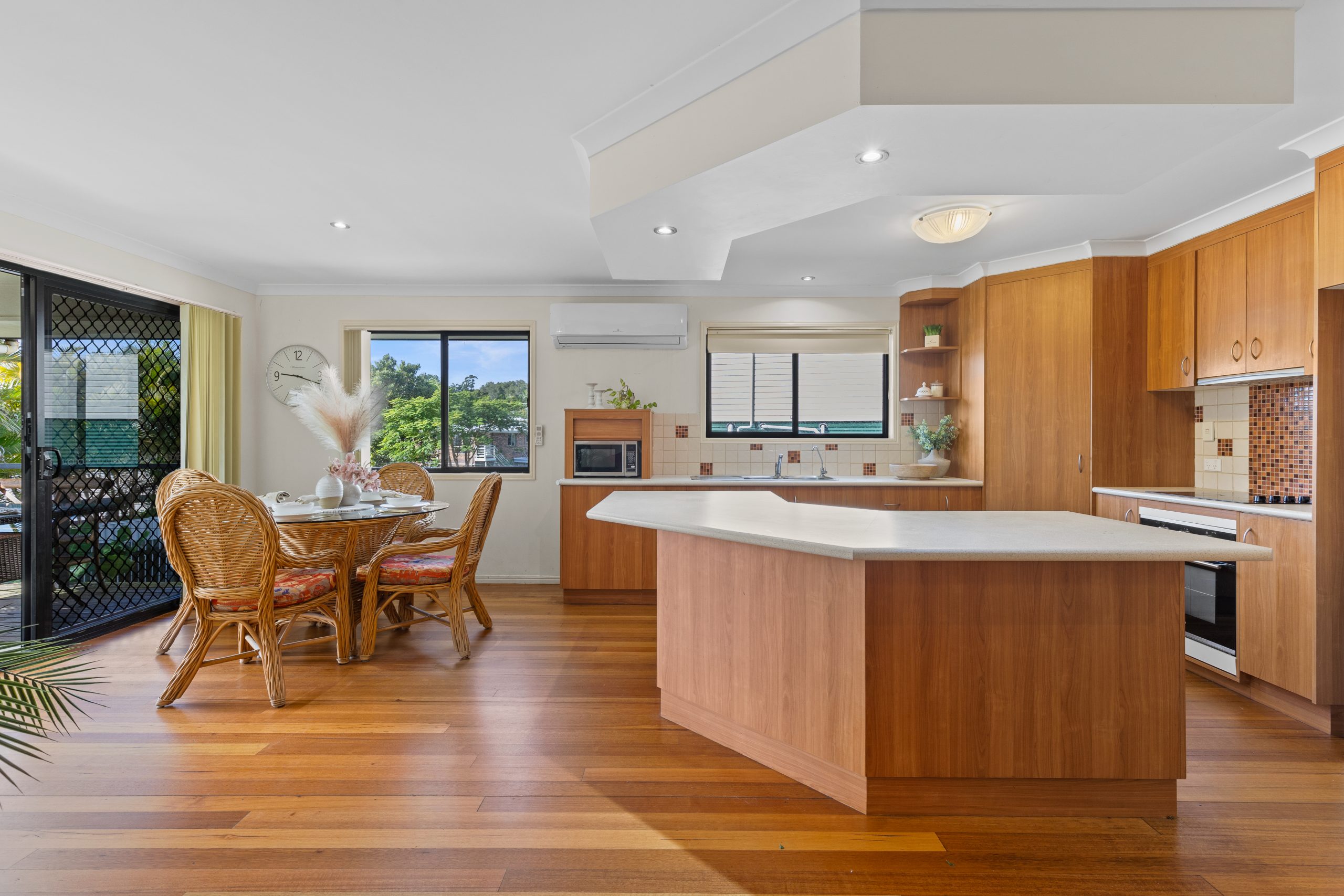 2/54 Julie Anne Street, URRAWEEN, QLD 4655 AUS