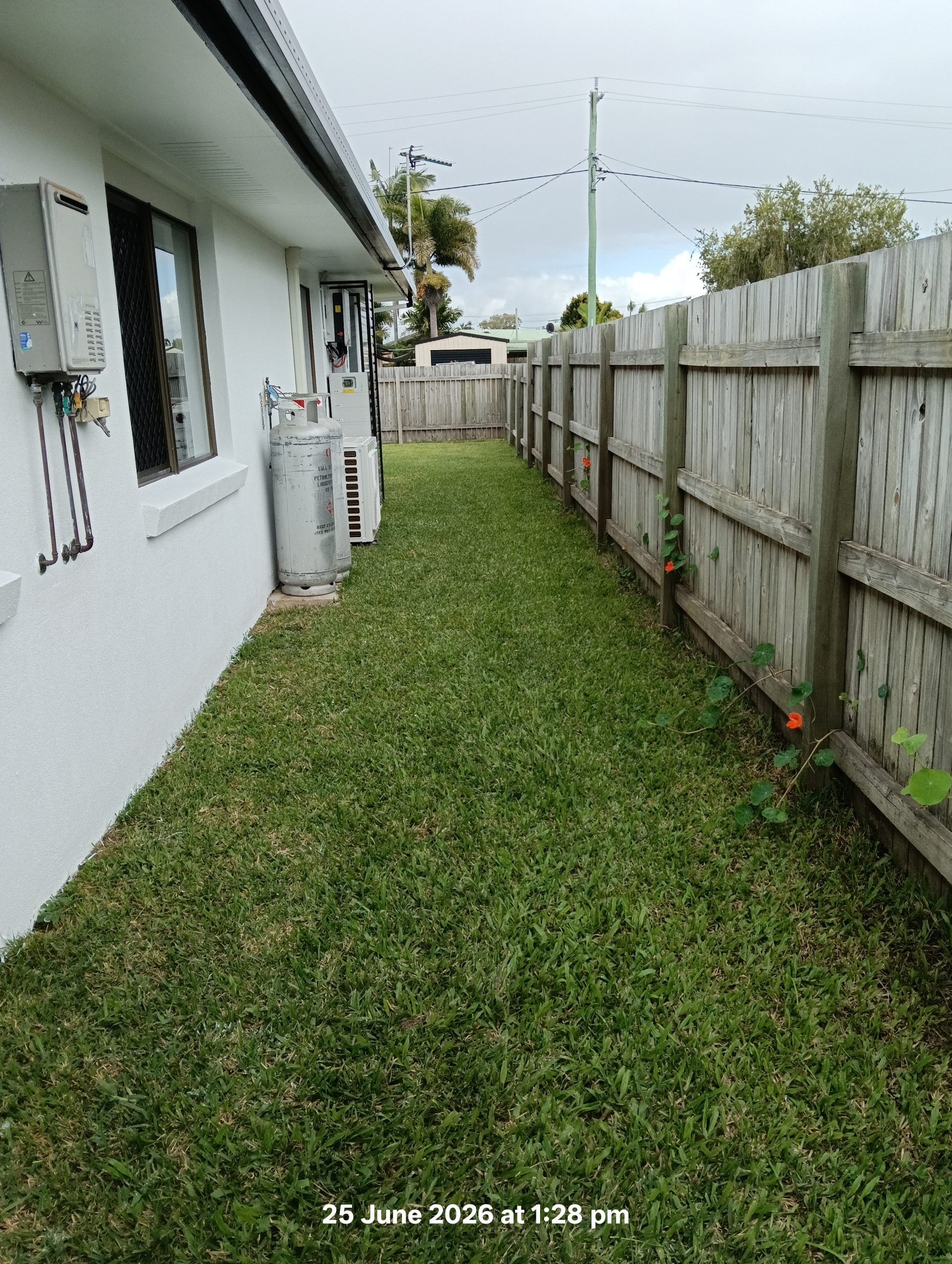 7 Turrum Street, SCARNESS, QLD 4655 AUS