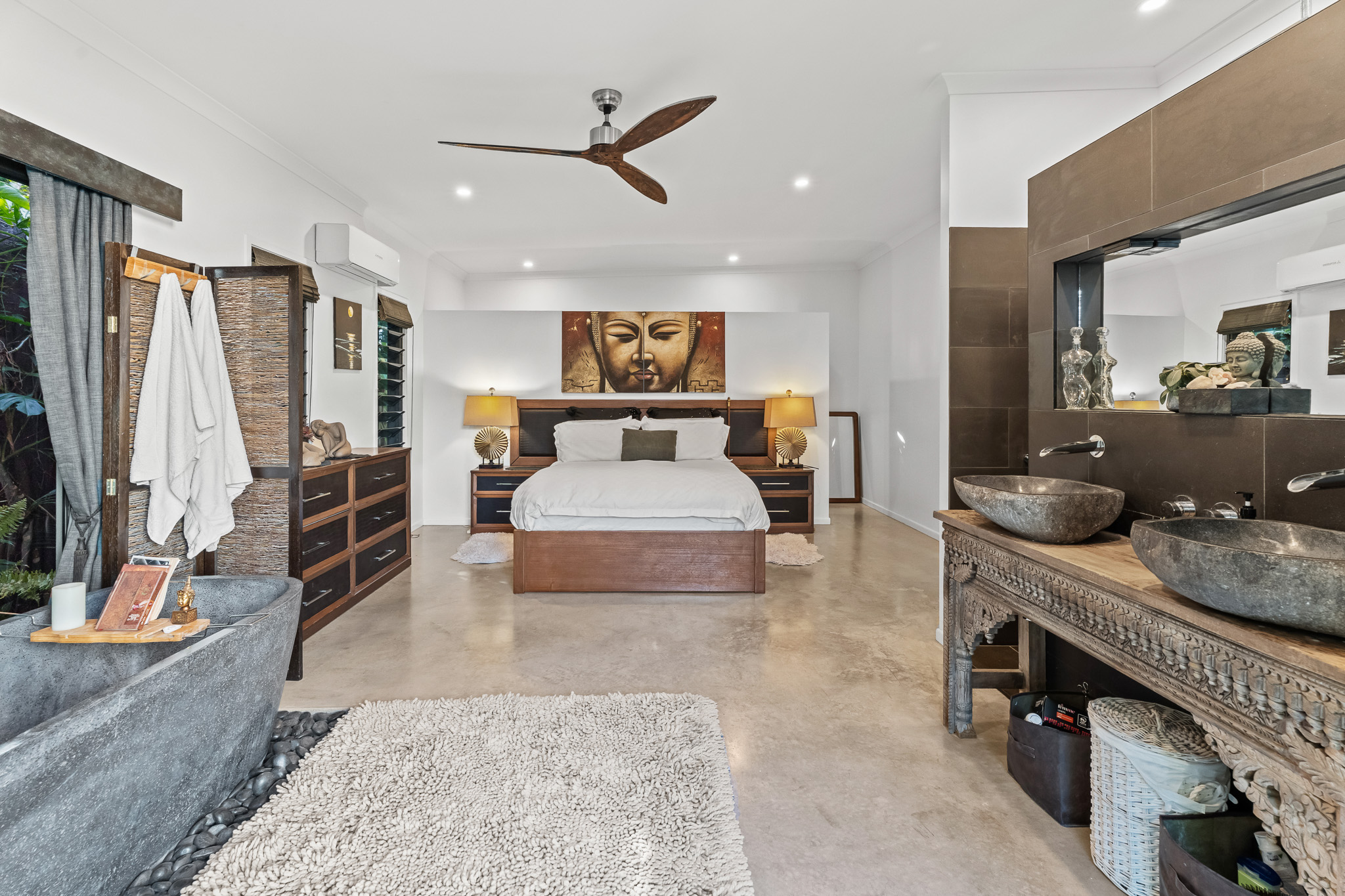 157 Truro Street, URANGAN, QLD 4655 AUS