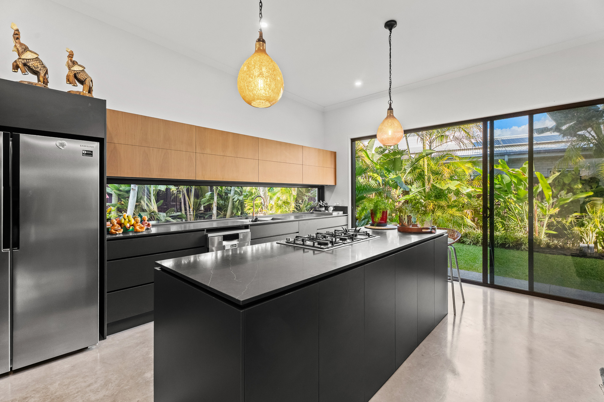 157 Truro Street, URANGAN, QLD 4655 AUS