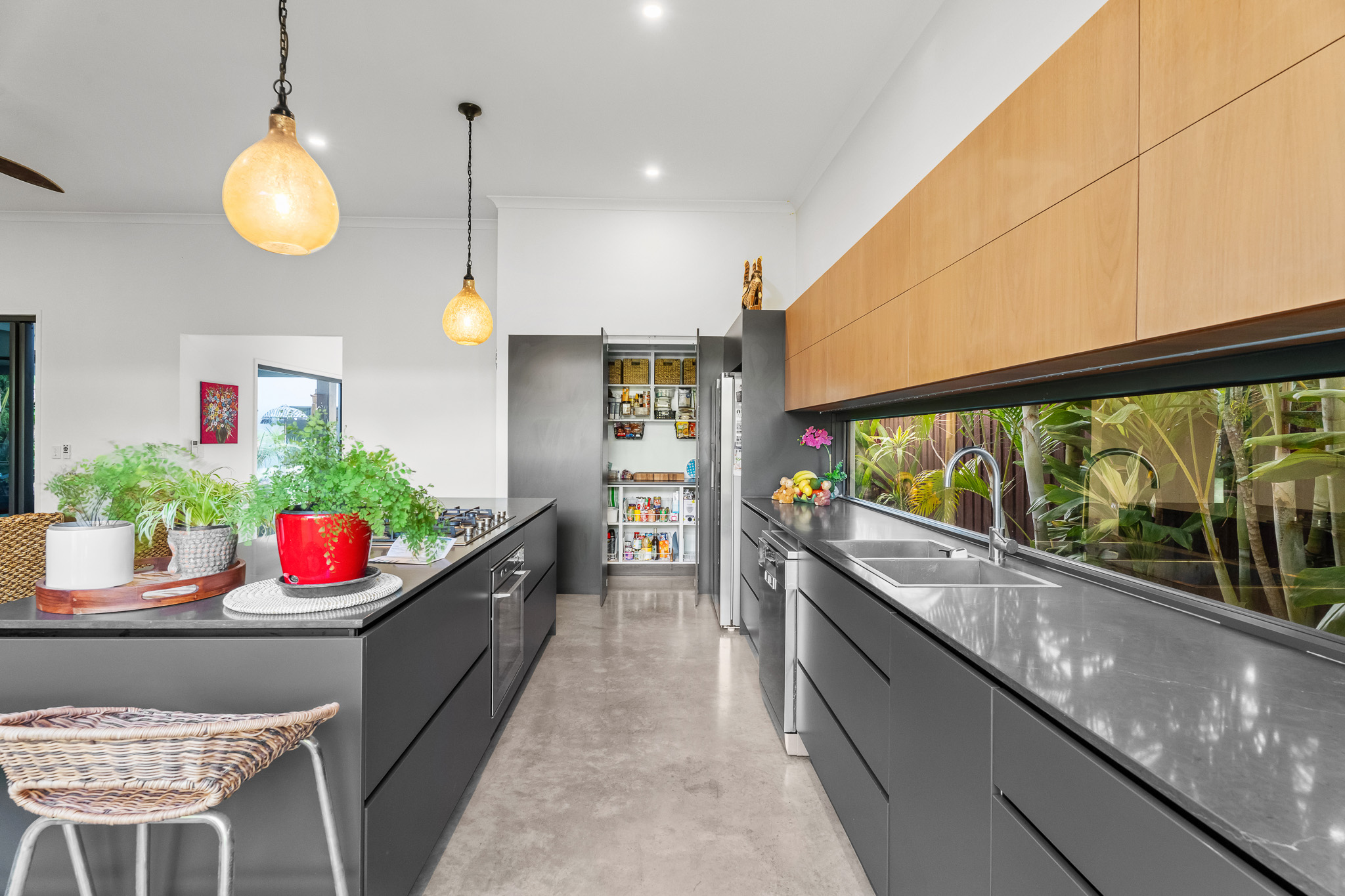157 Truro Street, URANGAN, QLD 4655 AUS