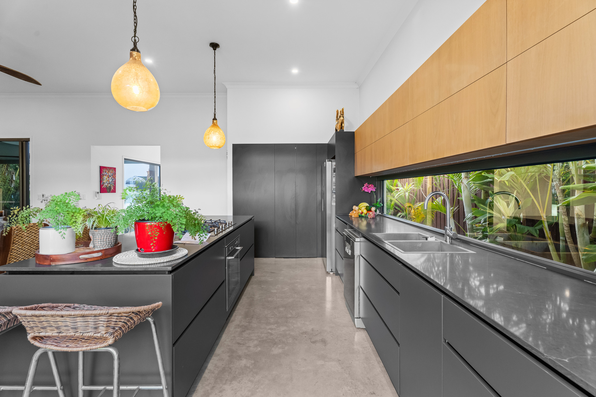 157 Truro Street, URANGAN, QLD 4655 AUS