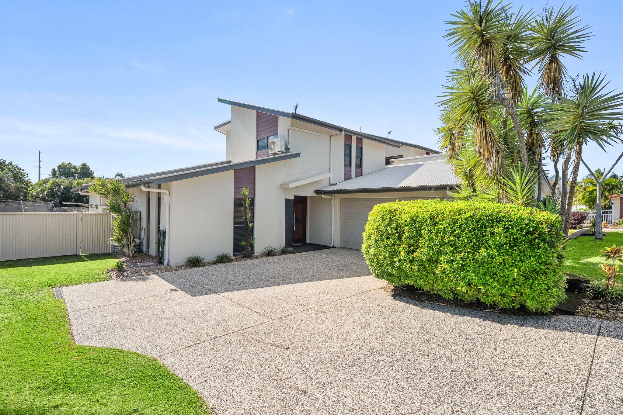 2/40 Victor Drive, KAWUNGAN, QLD 4655 AUS