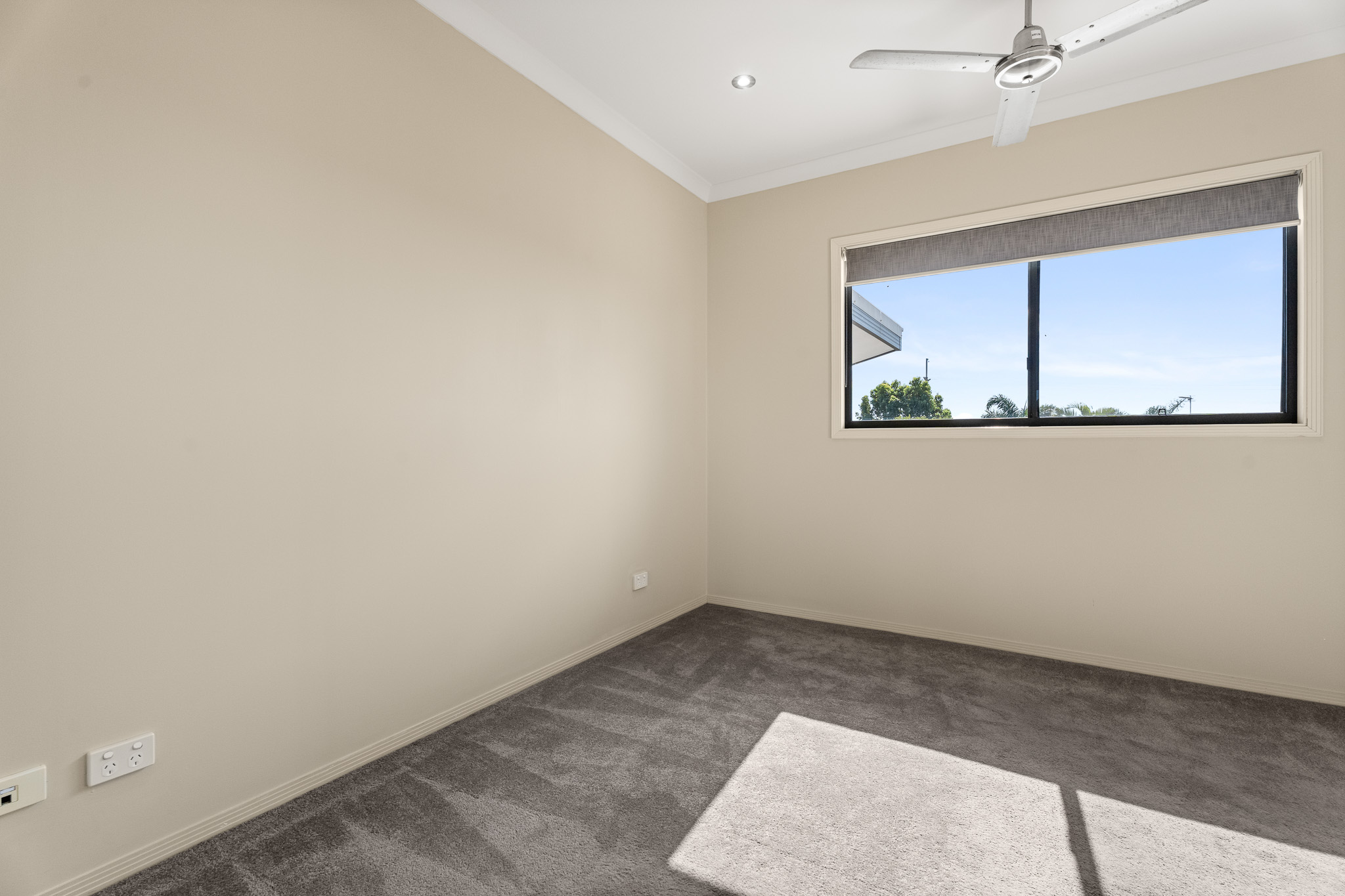 2/40 Victor Drive, KAWUNGAN, QLD 4655 AUS