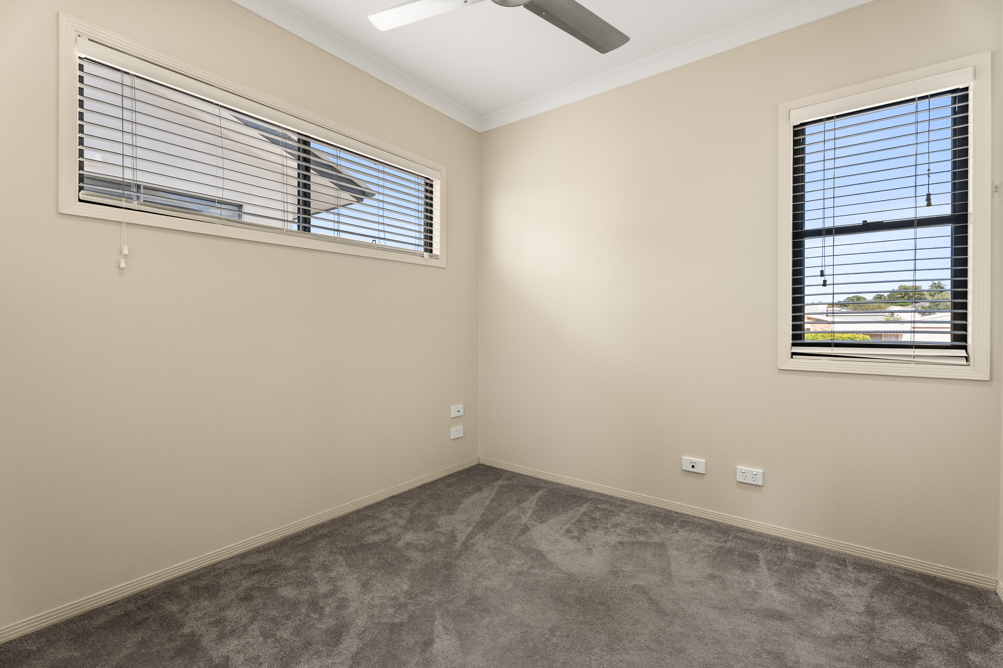 2/40 Victor Drive, KAWUNGAN, QLD 4655 AUS
