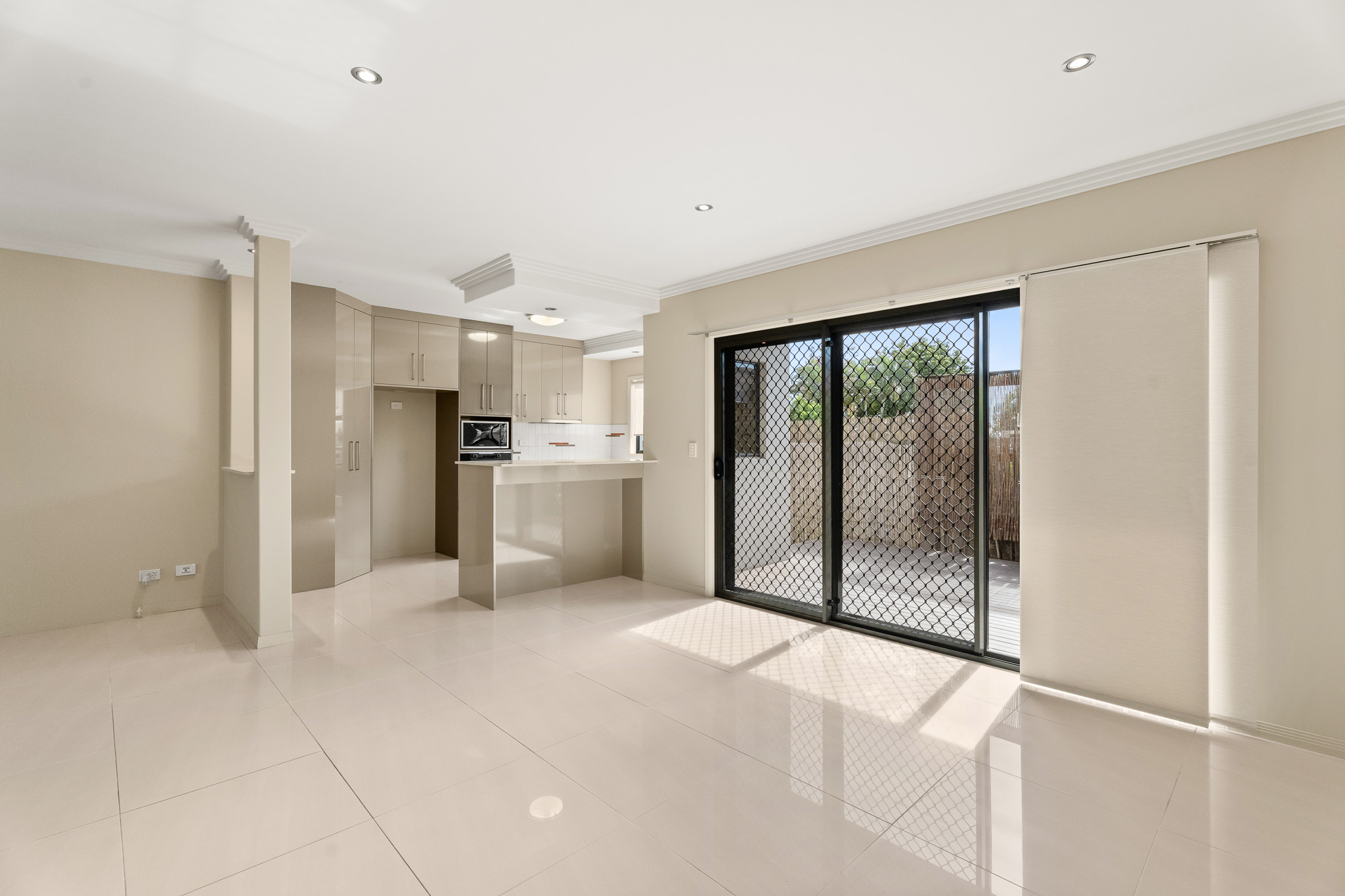 2/40 Victor Drive, KAWUNGAN, QLD 4655 AUS