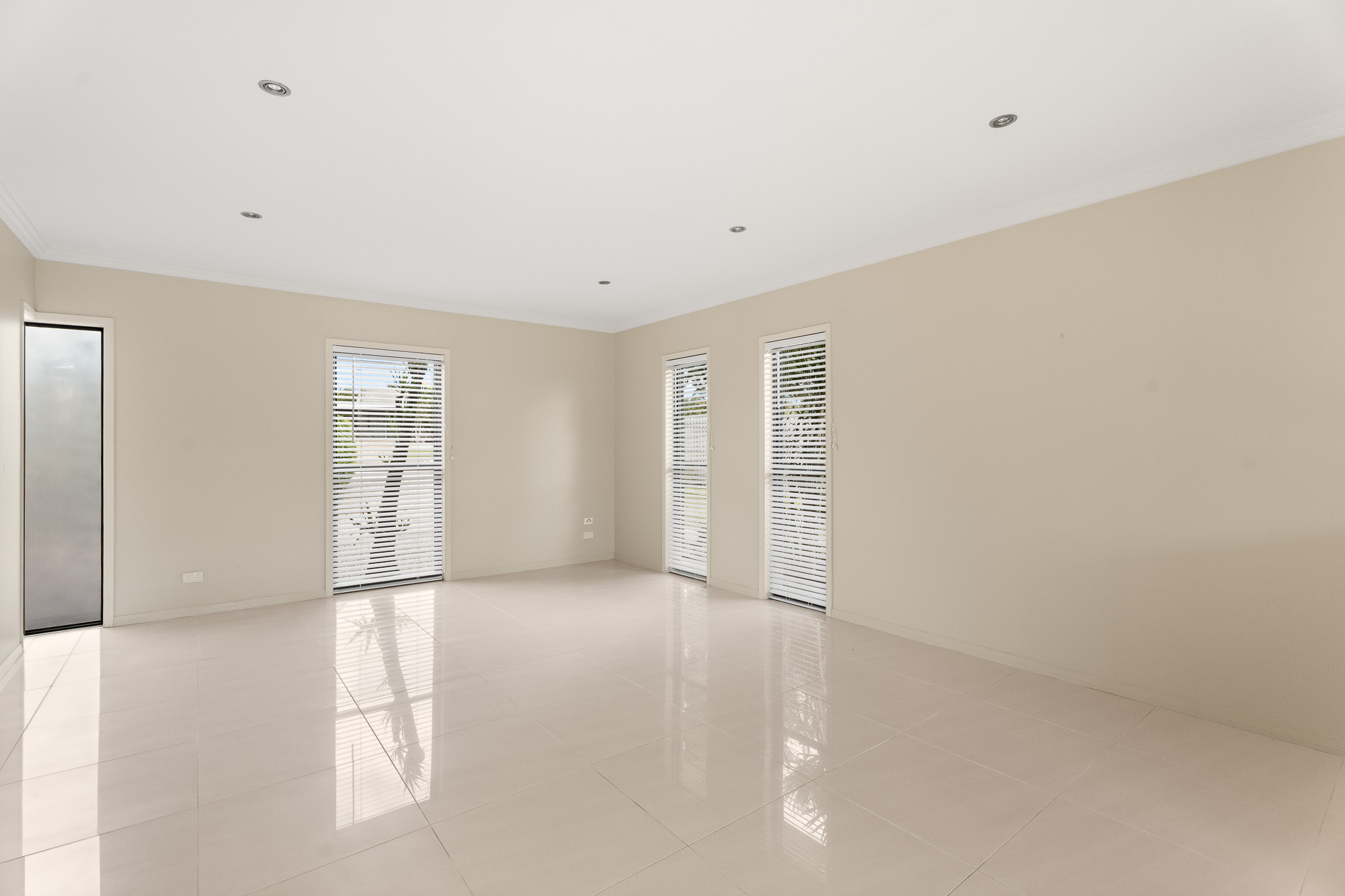 2/40 Victor Drive, KAWUNGAN, QLD 4655 AUS