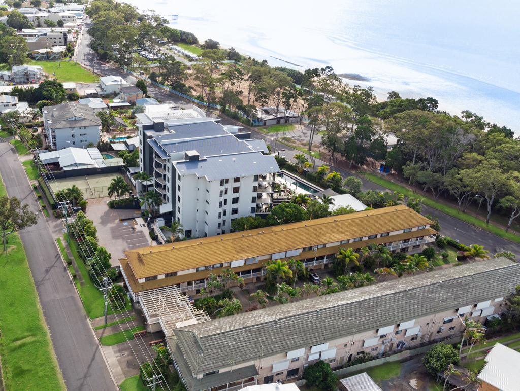2/54 Freshwater Street, SCARNESS, QLD 4655 AUS