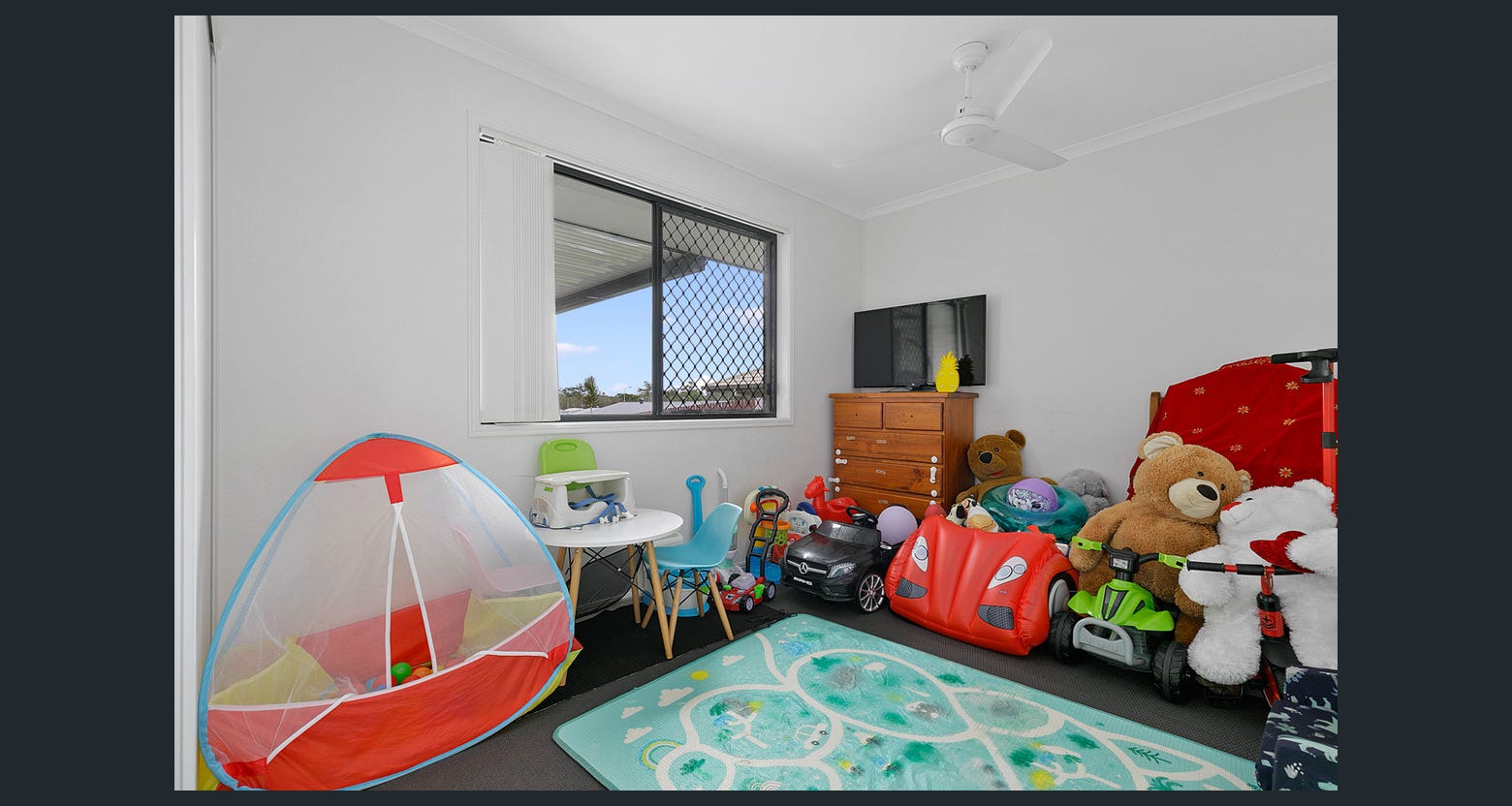 21 Crystal Court, URANGAN, QLD 4655 AUS