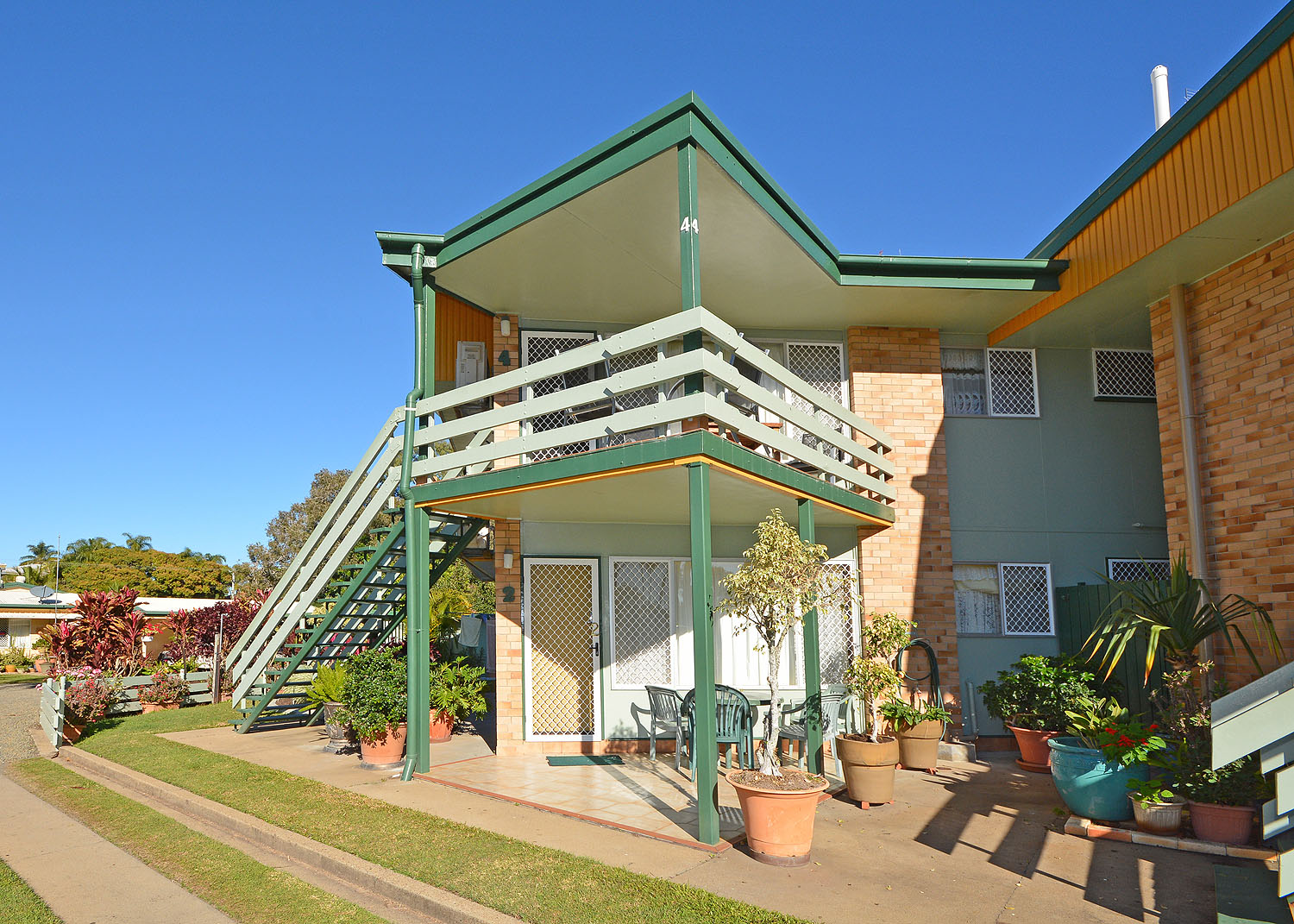 3/359 Esplanade, SCARNESS, QLD 4655 AUS