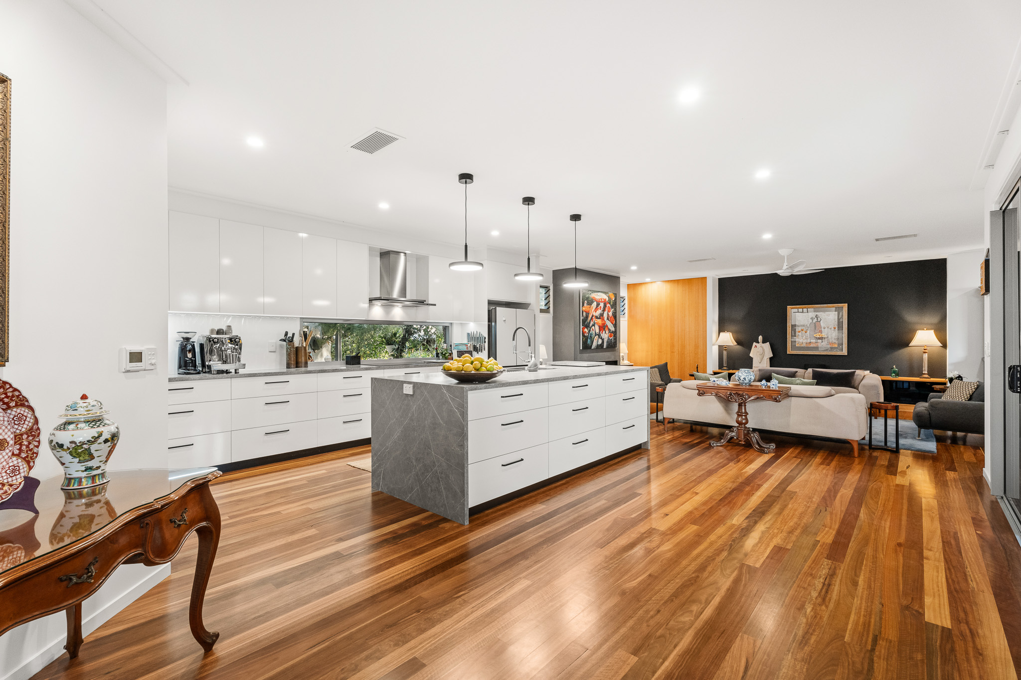 4-6 Jubata Court, BURRUM HEADS, QLD 4659 AUS