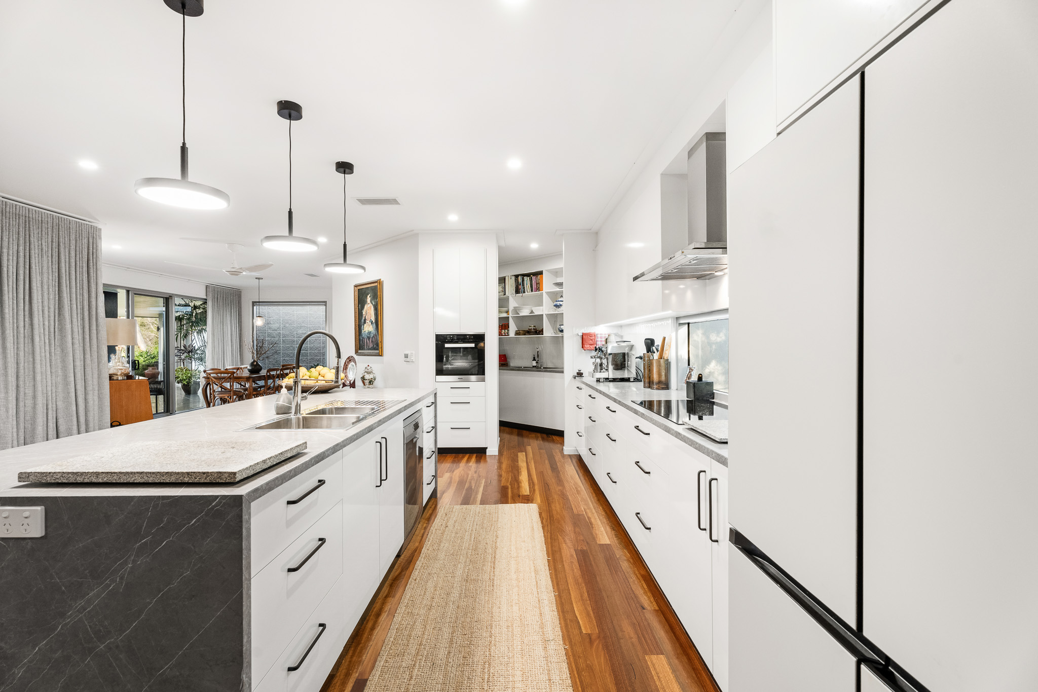4-6 Jubata Court, BURRUM HEADS, QLD 4659 AUS