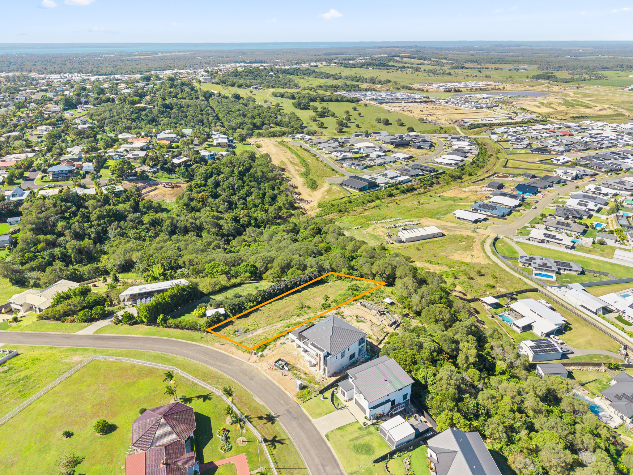 24 Swissalp Drive, URRAWEEN, QLD 4655 AUS