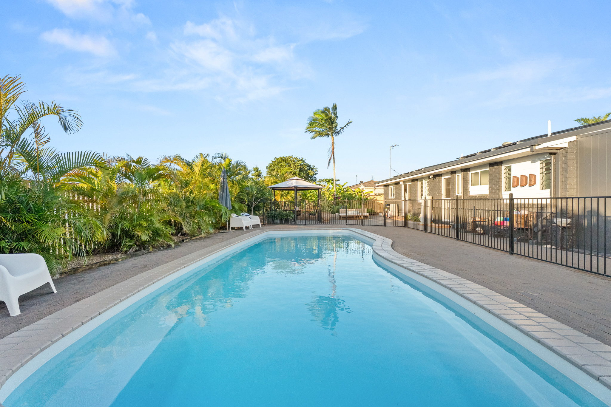 11 Lakeside Court, TORQUAY, QLD 4655 AUS