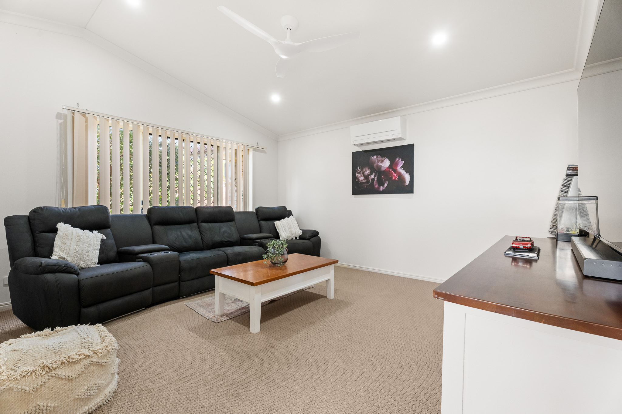 8 Osprey Drive, CRAIGNISH, QLD 4655 AUS