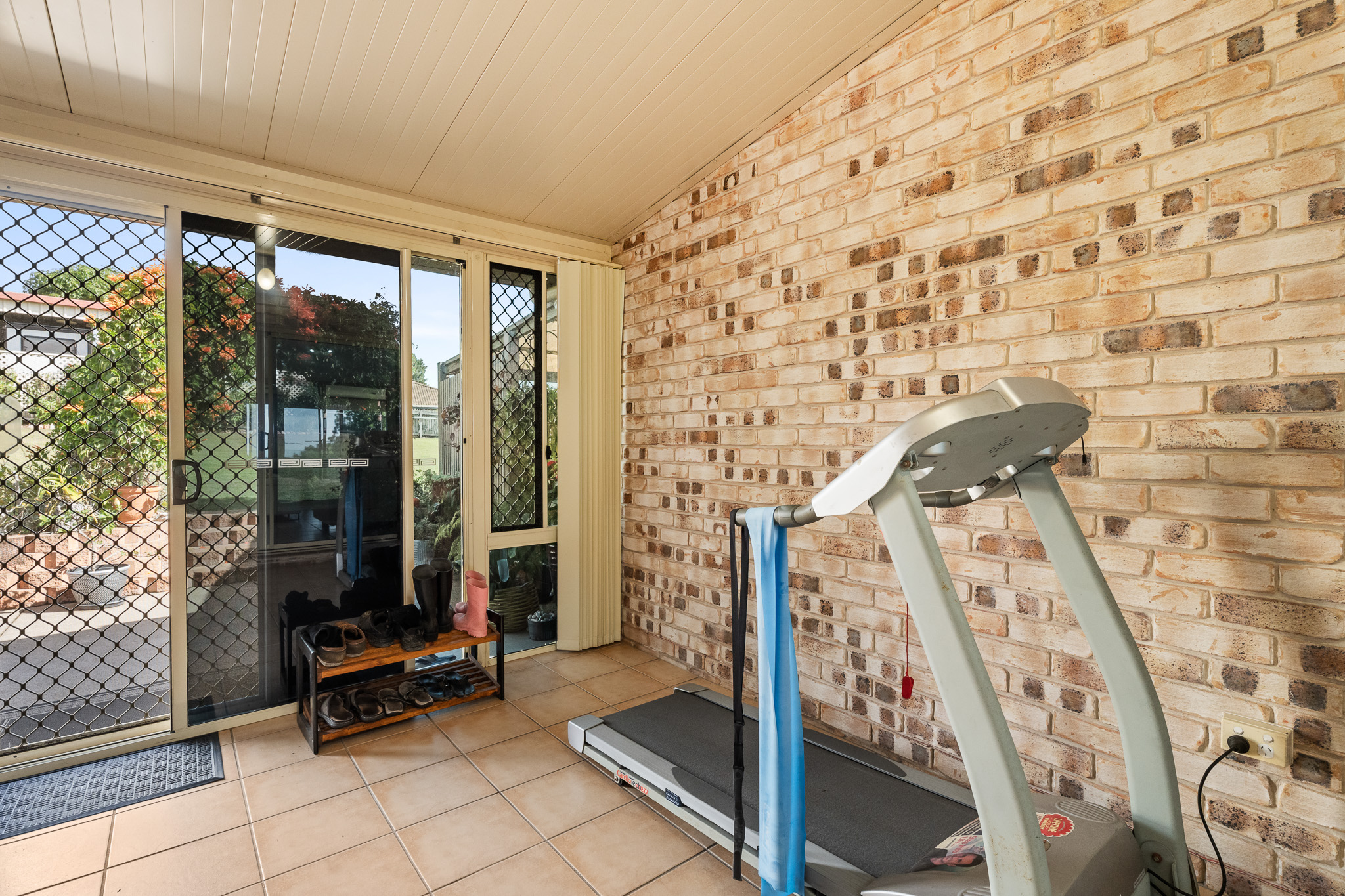 8 Osprey Drive, CRAIGNISH, QLD 4655 AUS