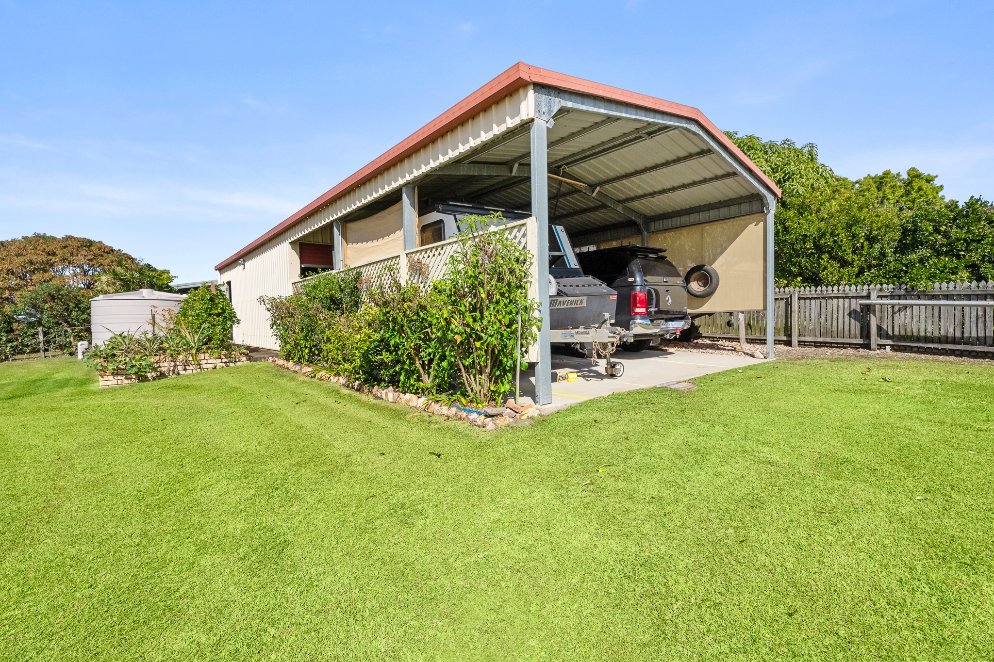 8 Osprey Drive, CRAIGNISH, QLD 4655 AUS