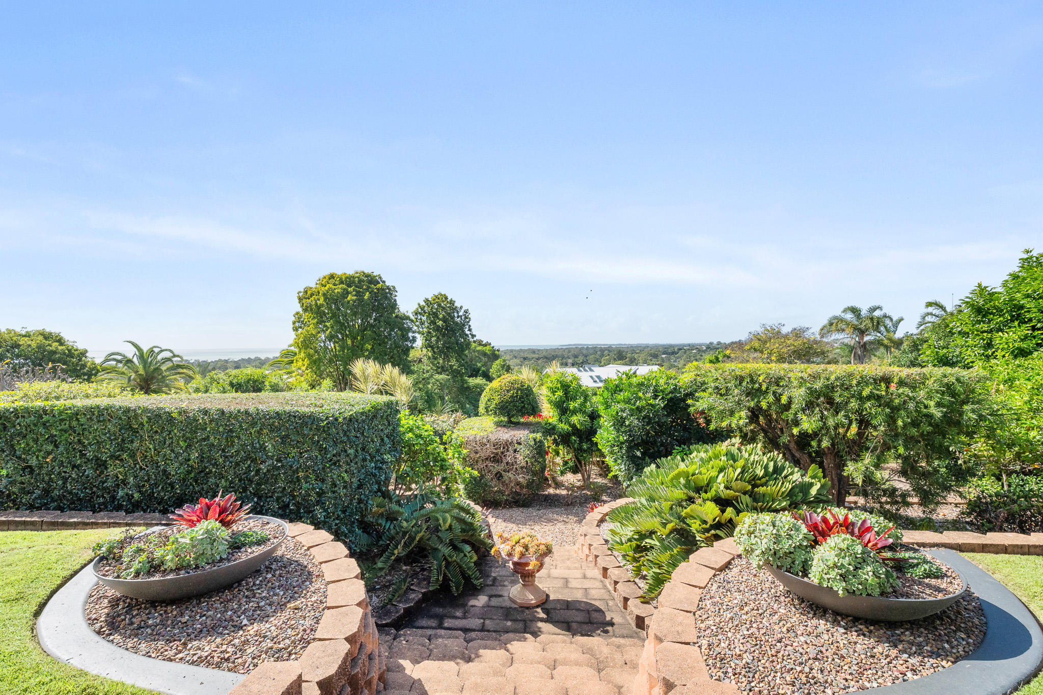 8 Osprey Drive, CRAIGNISH, QLD 4655 AUS