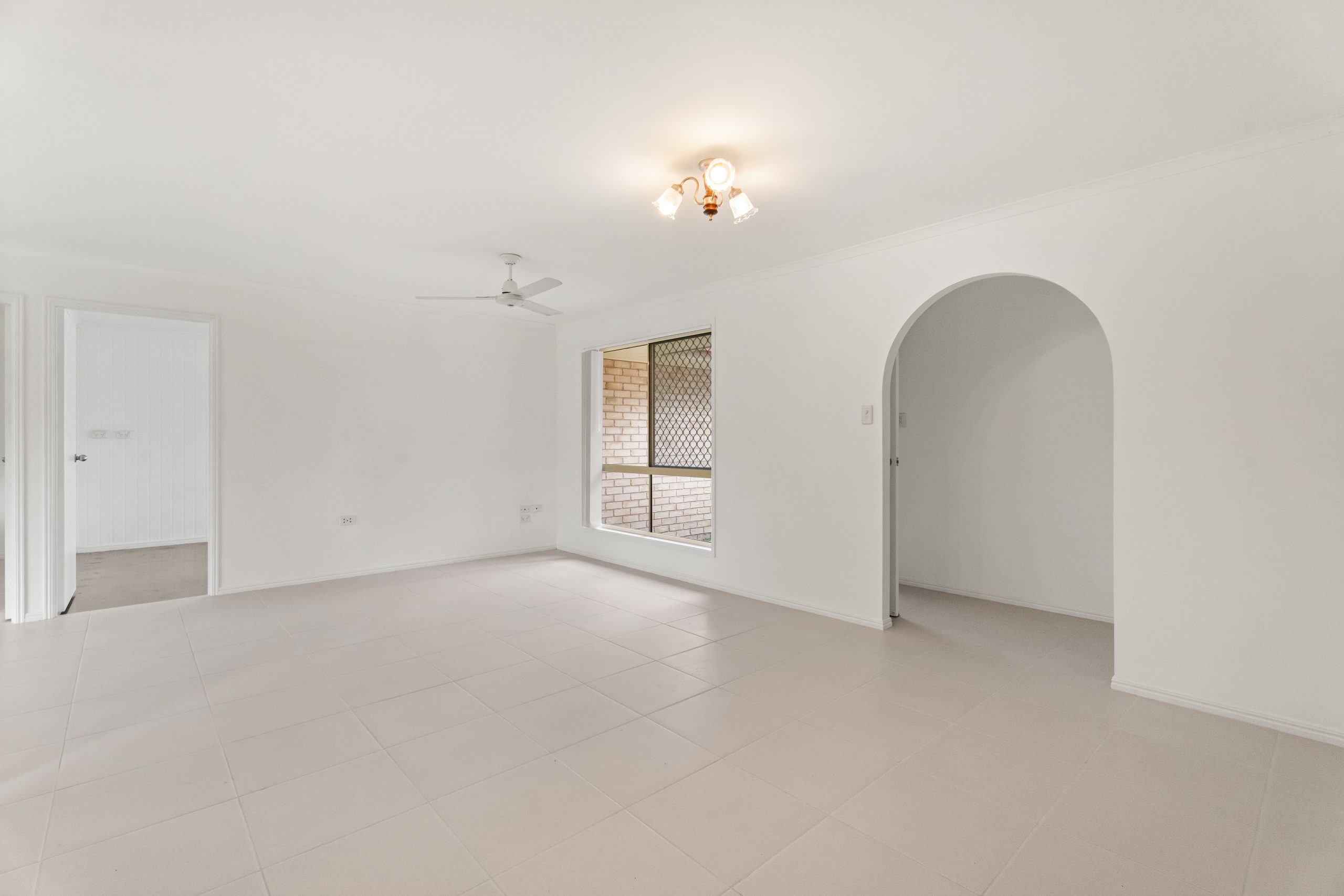 190 Lower Mountain Road, DUNDOWRAN, QLD 4655 AUS