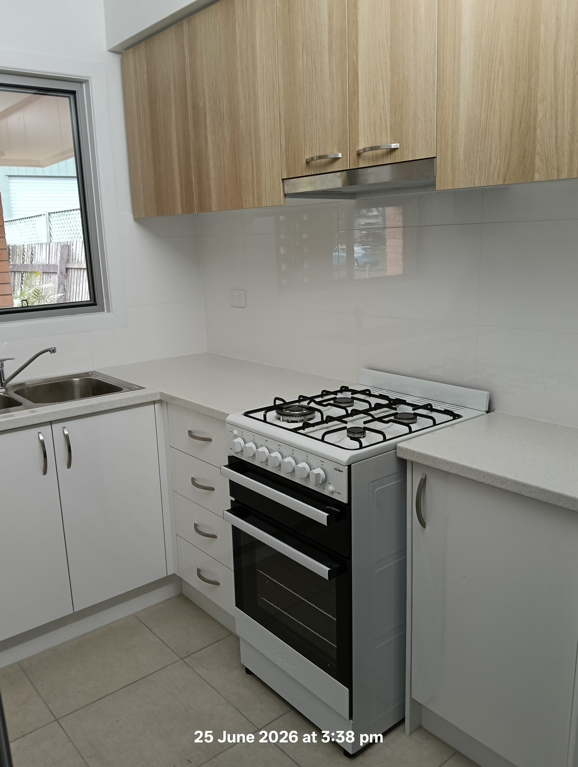 9 Tavistock Street, TORQUAY, QLD 4655 AUS