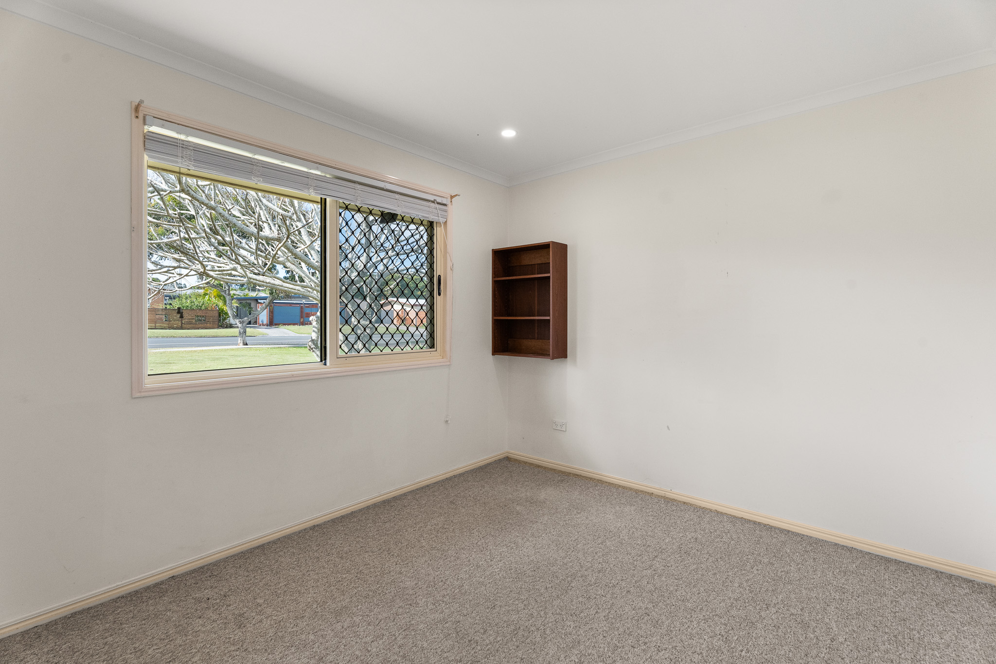 2 Archer Drive, POINT VERNON, QLD 4655 AUS