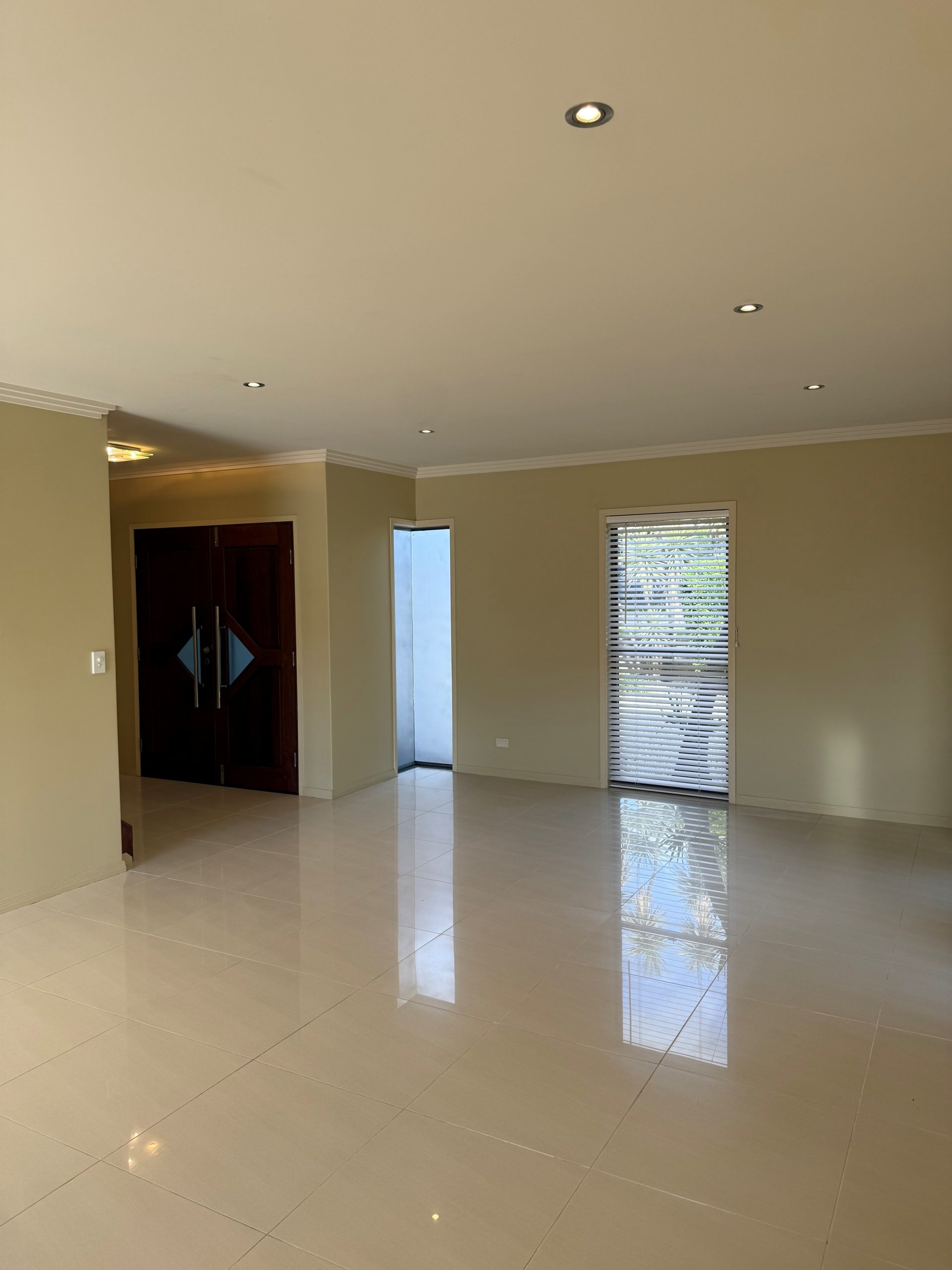 2/40 Victor Drive, KAWUNGAN, QLD 4655 AUS