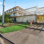 2/372 Esplanade, SCARNESS, QLD 4655 AUS