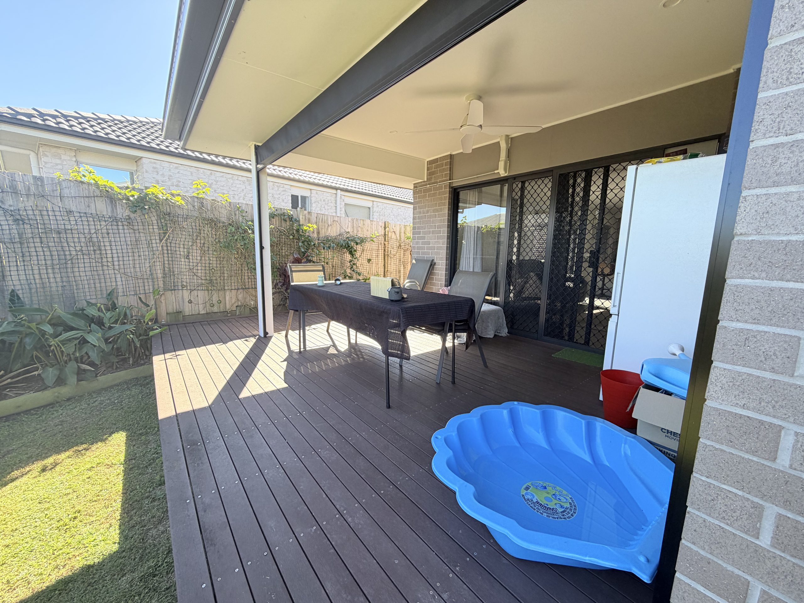 106 Murphy Street, POINT VERNON, QLD 4655 AUS
