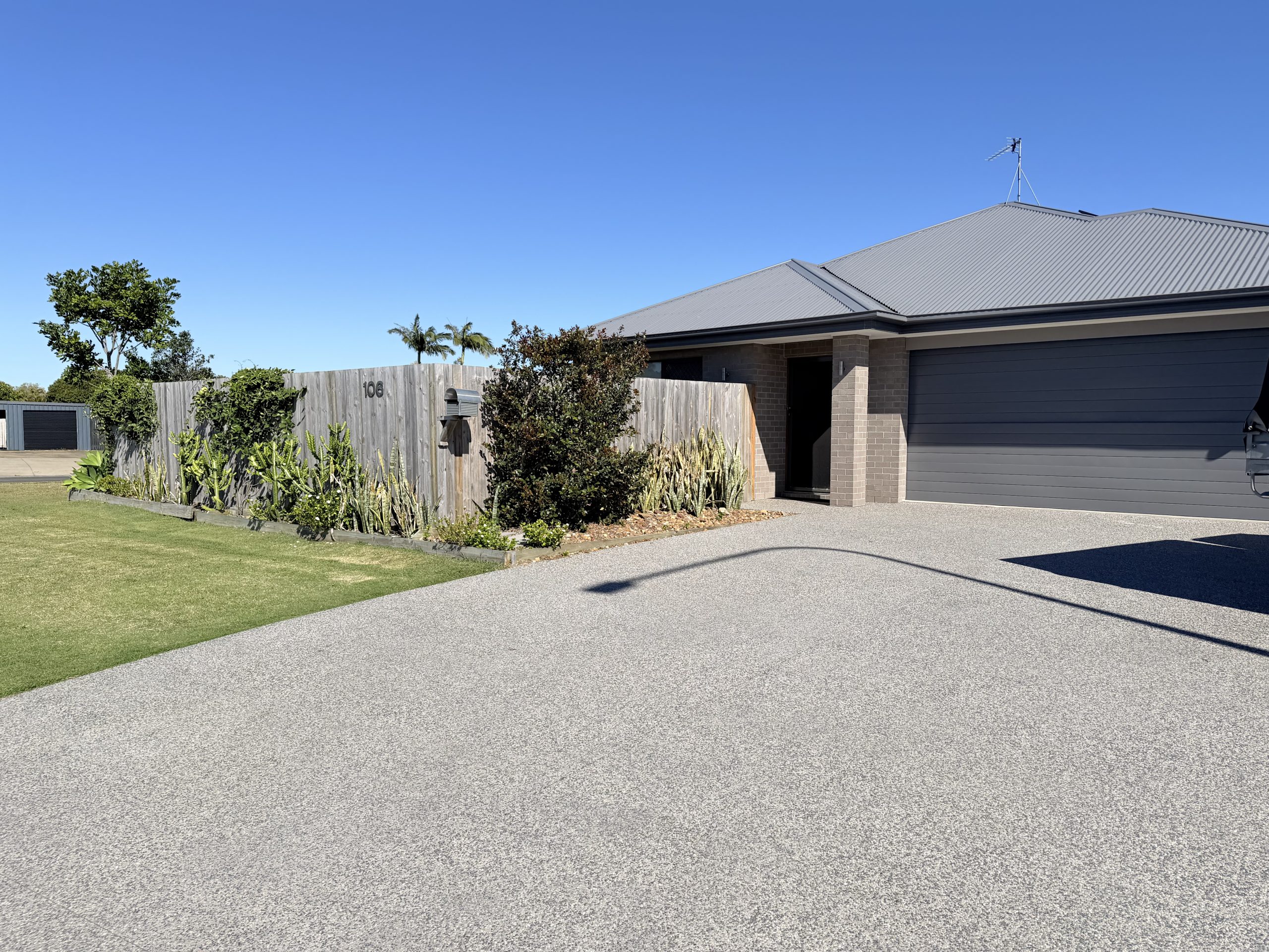 106 Murphy Street, POINT VERNON, QLD 4655 AUS