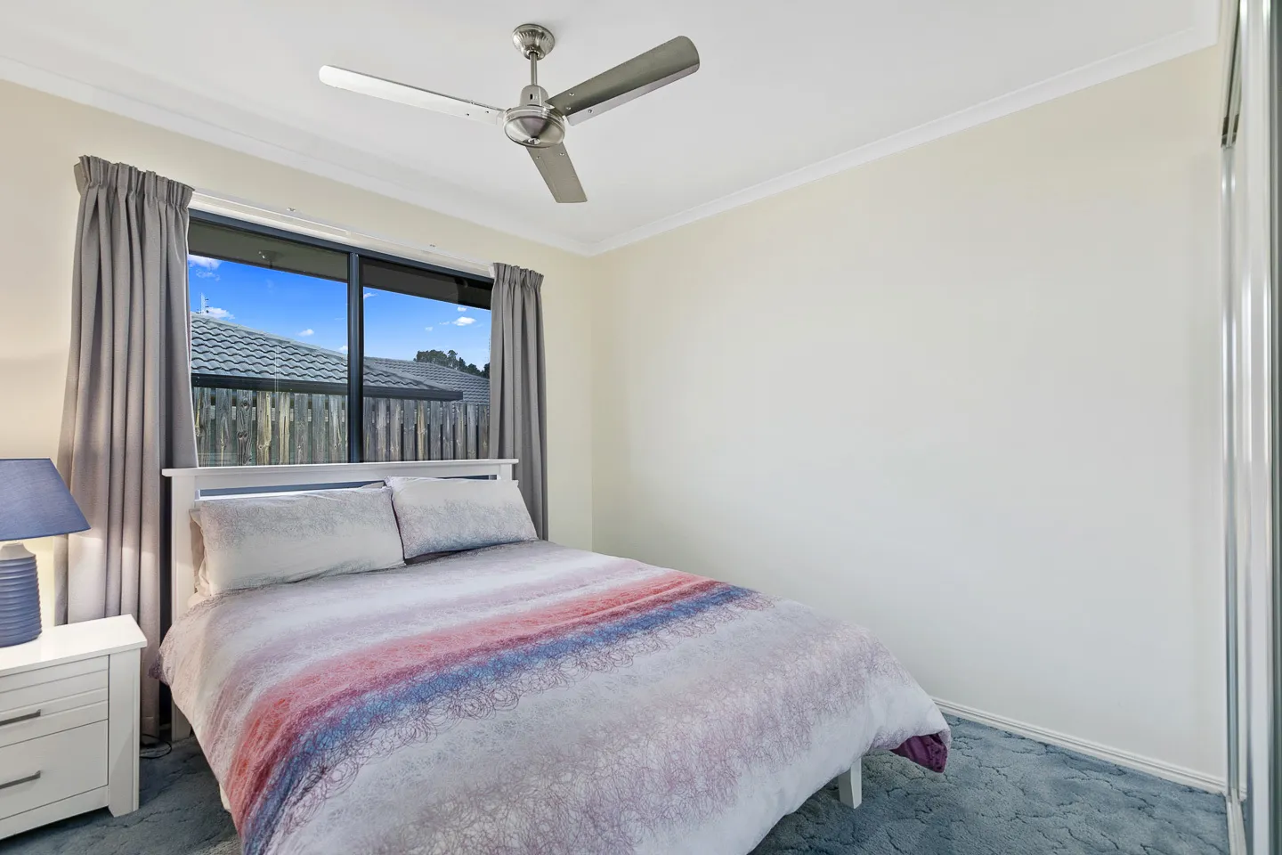 10 Corella Street, KAWUNGAN, QLD 4655 AUS