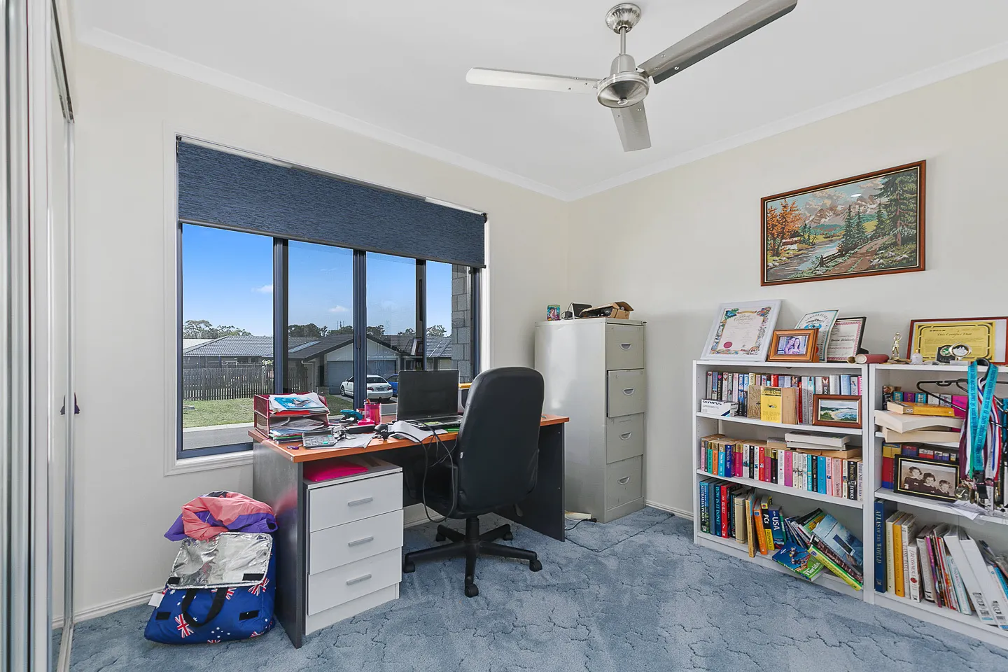 10 Corella Street, KAWUNGAN, QLD 4655 AUS