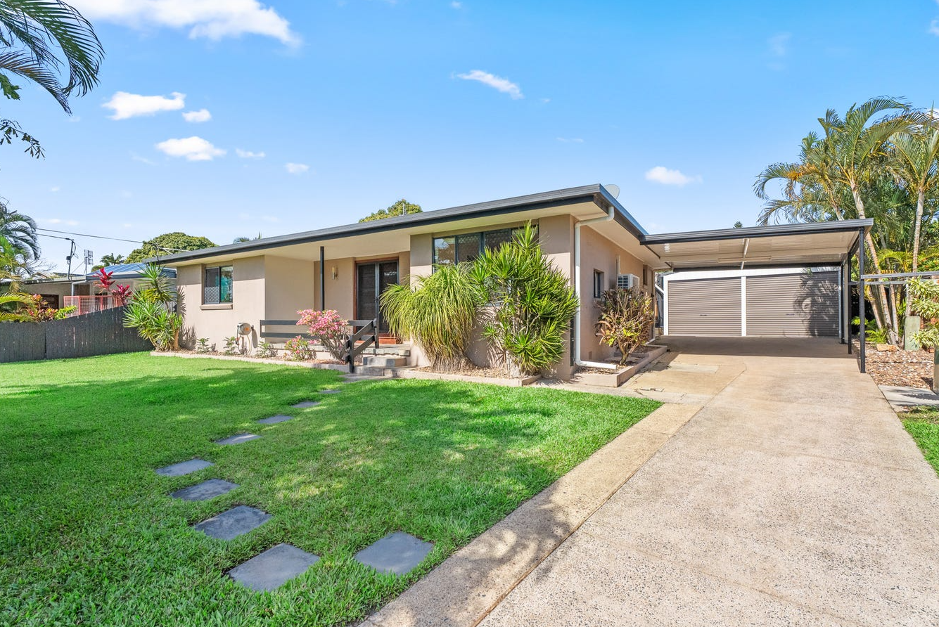 15 Tingira Terrace, SCARNESS, QLD 4655 AUS