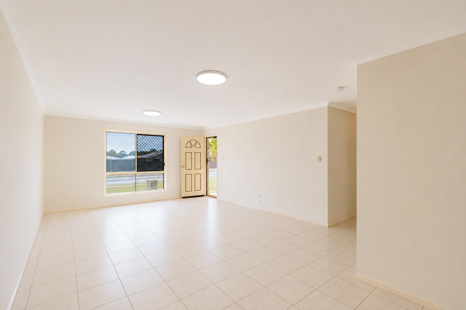 91 Colyton Street, TORQUAY, QLD 4655 AUS