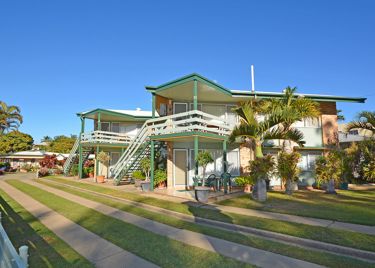 3/359 Esplanade, SCARNESS, QLD 4655 AUS