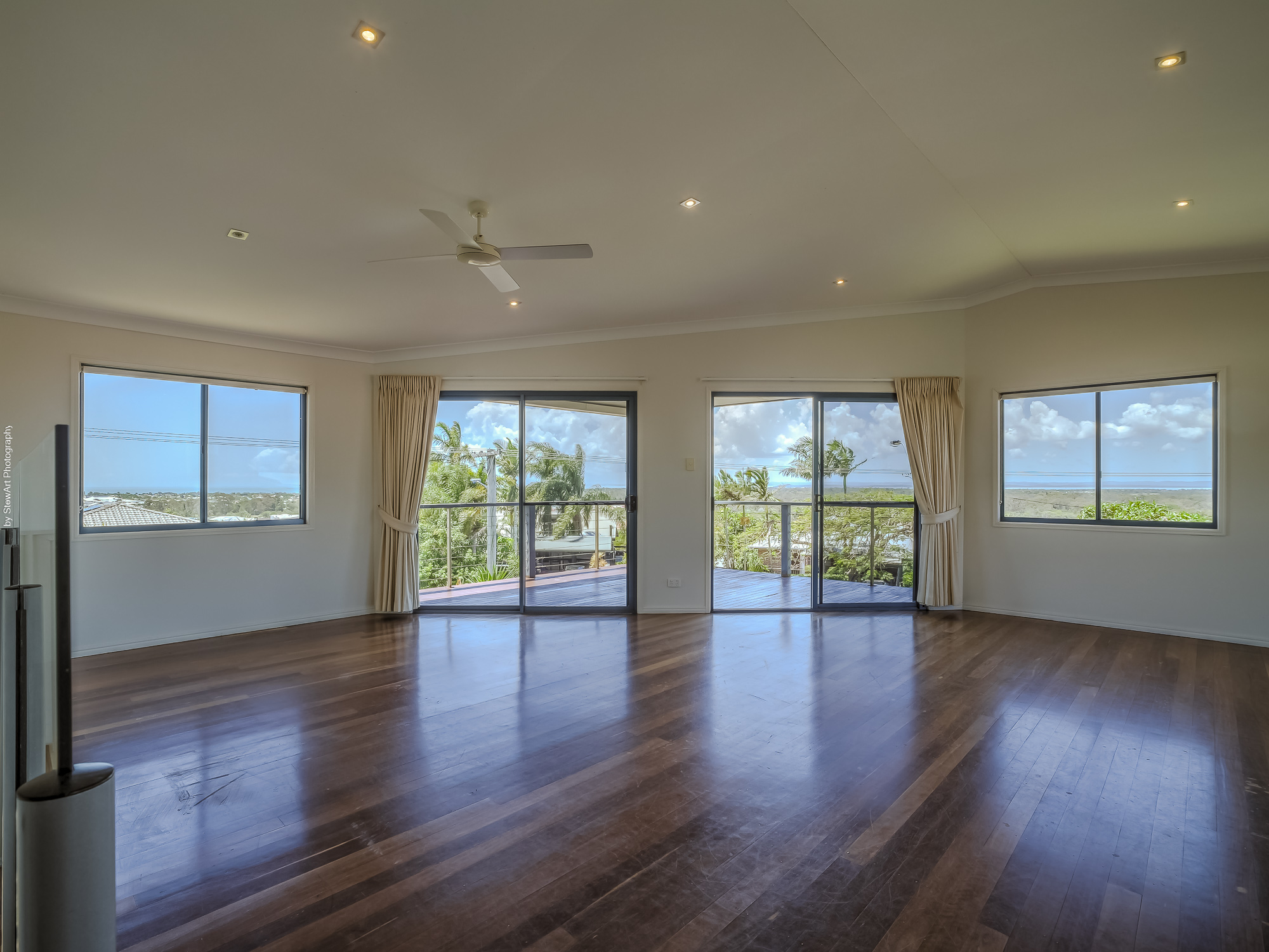 33 Talasea Drive, KAWUNGAN, QLD 4655 AUS