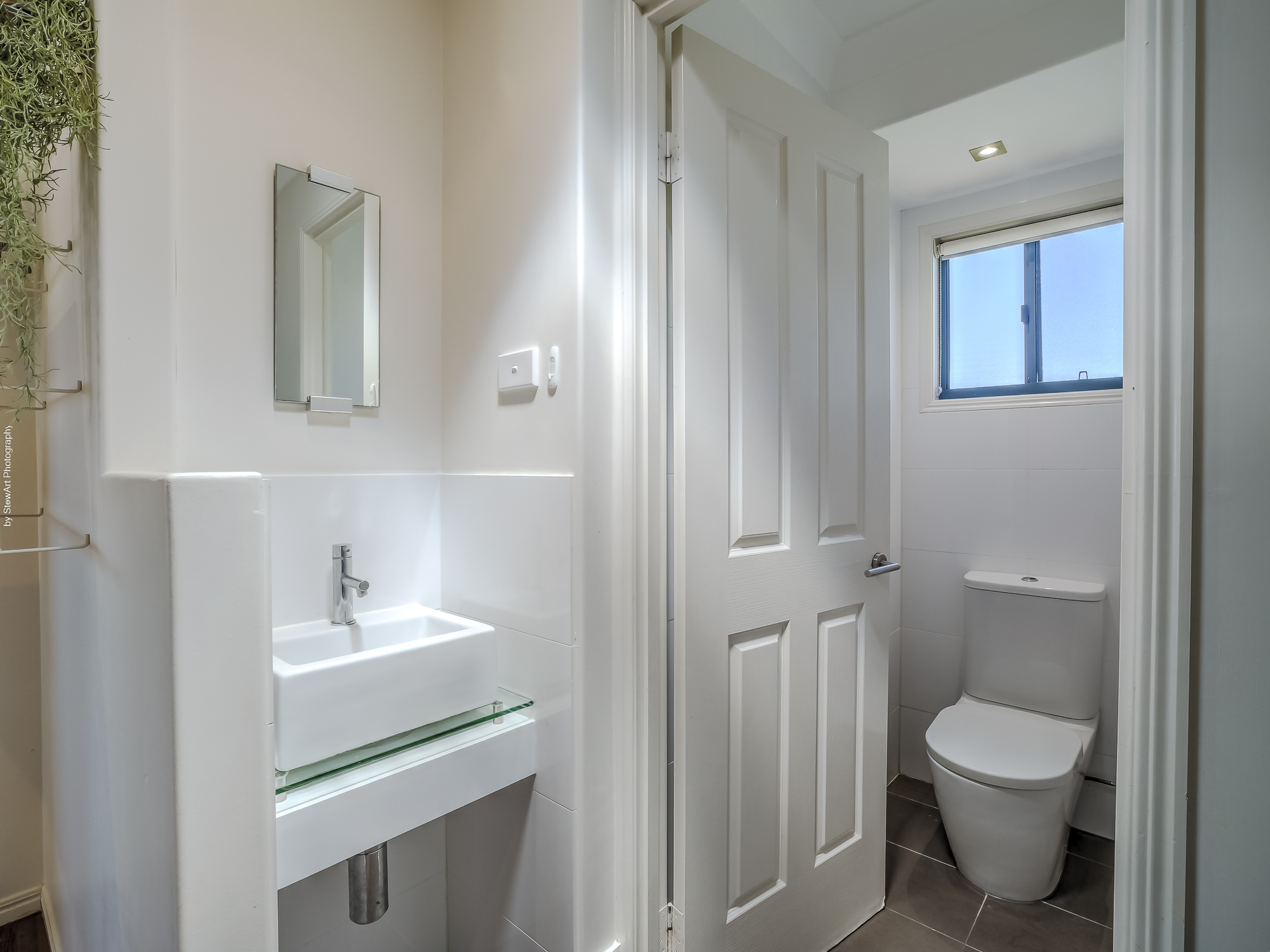 33 Talasea Drive, KAWUNGAN, QLD 4655 AUS