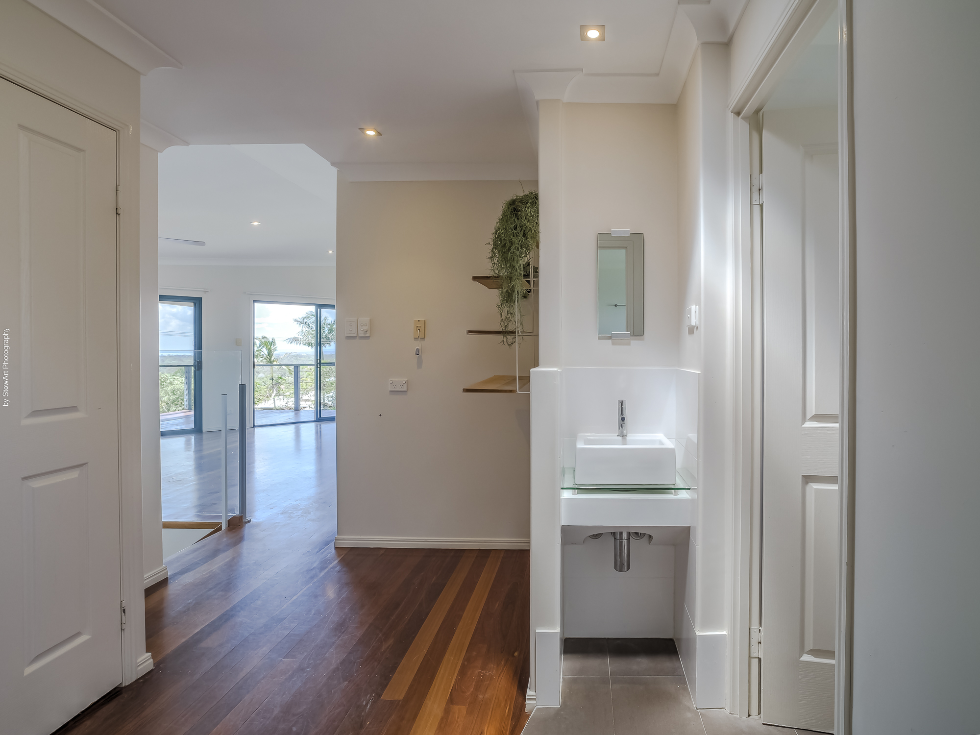 33 Talasea Drive, KAWUNGAN, QLD 4655 AUS