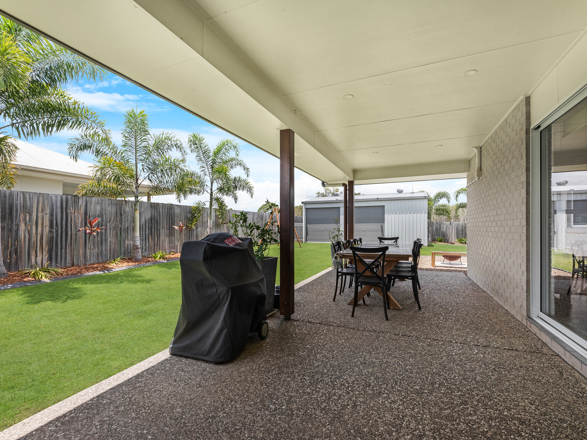15 Empire Circuit, DUNDOWRAN, QLD 4655 AUS