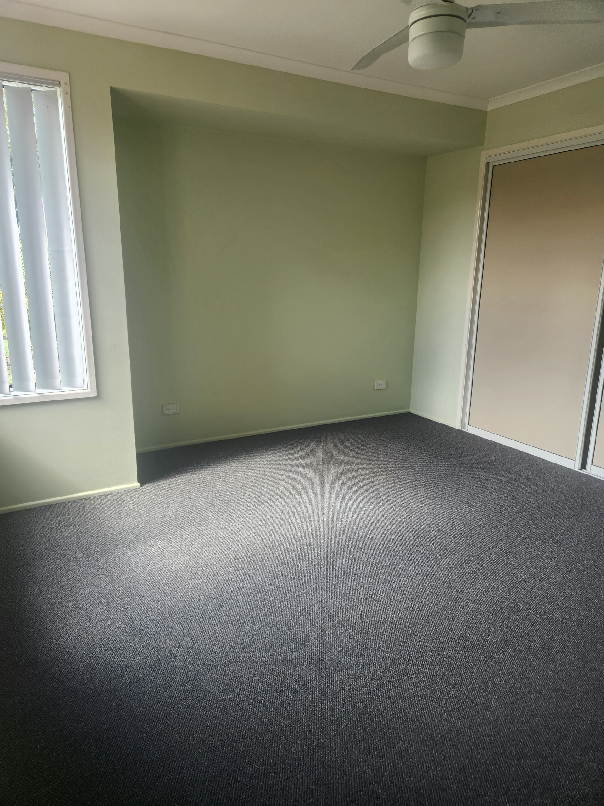 25 Vicki Parade, TORQUAY, QLD 4655 AUS
