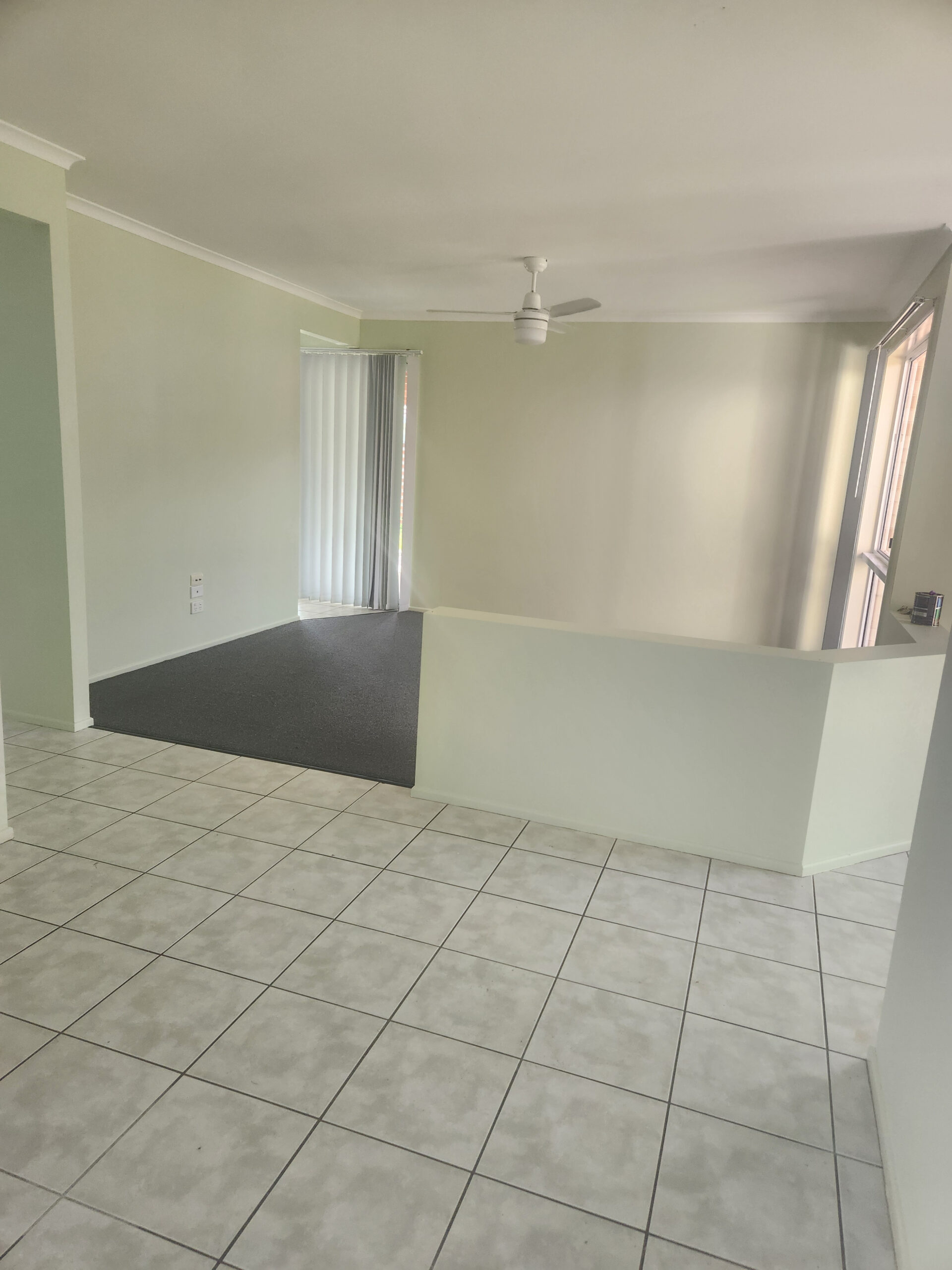 25 Vicki Parade, TORQUAY, QLD 4655 AUS