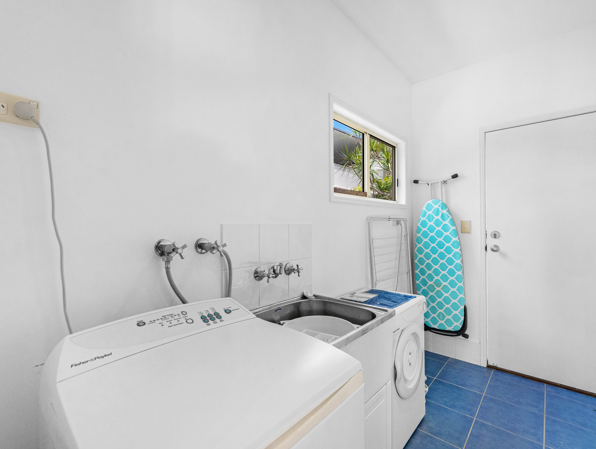 506 Esplanade, URANGAN, QLD 4655 AUS