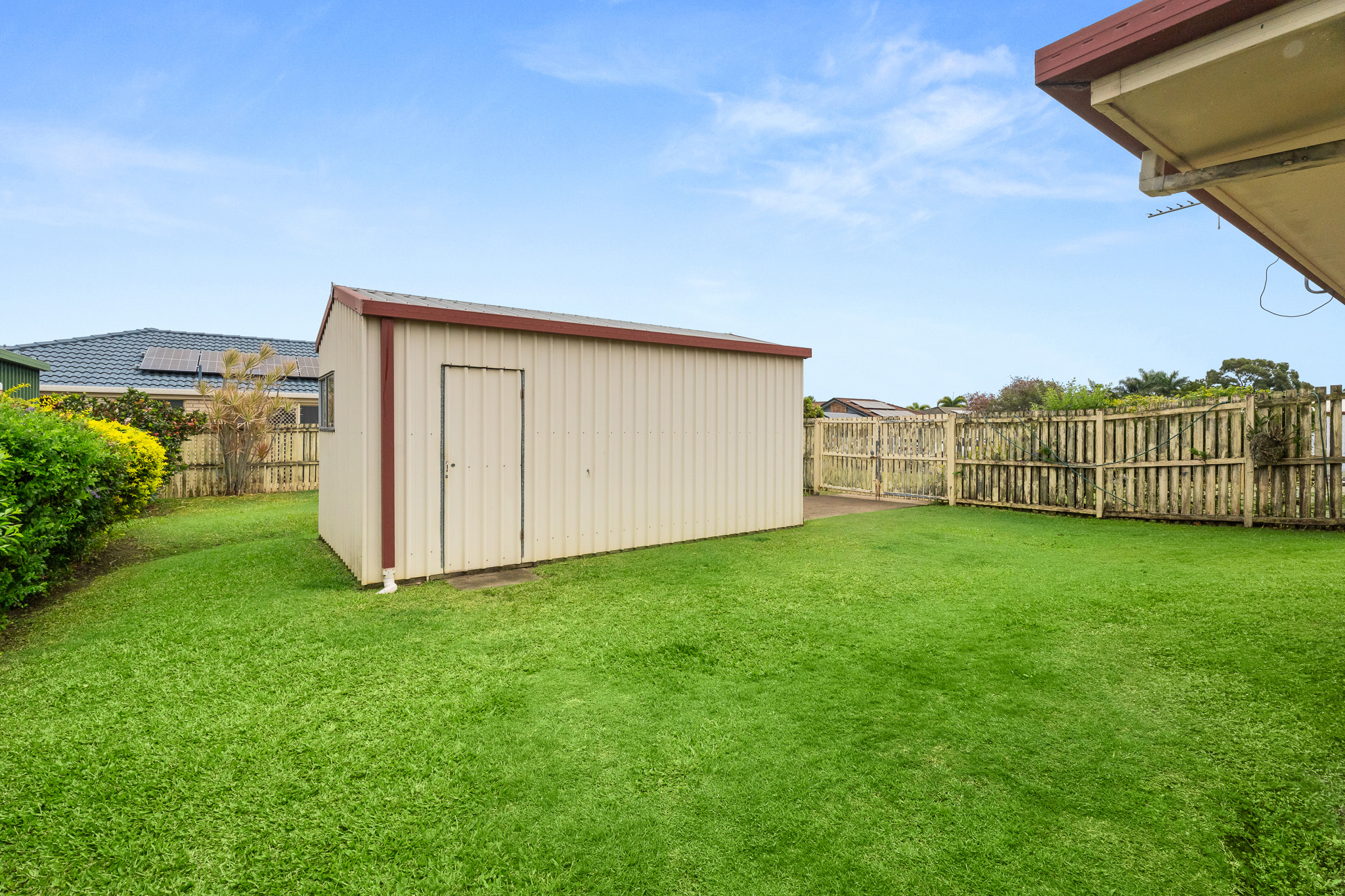 2 Archer Drive, POINT VERNON, QLD 4655 AUS