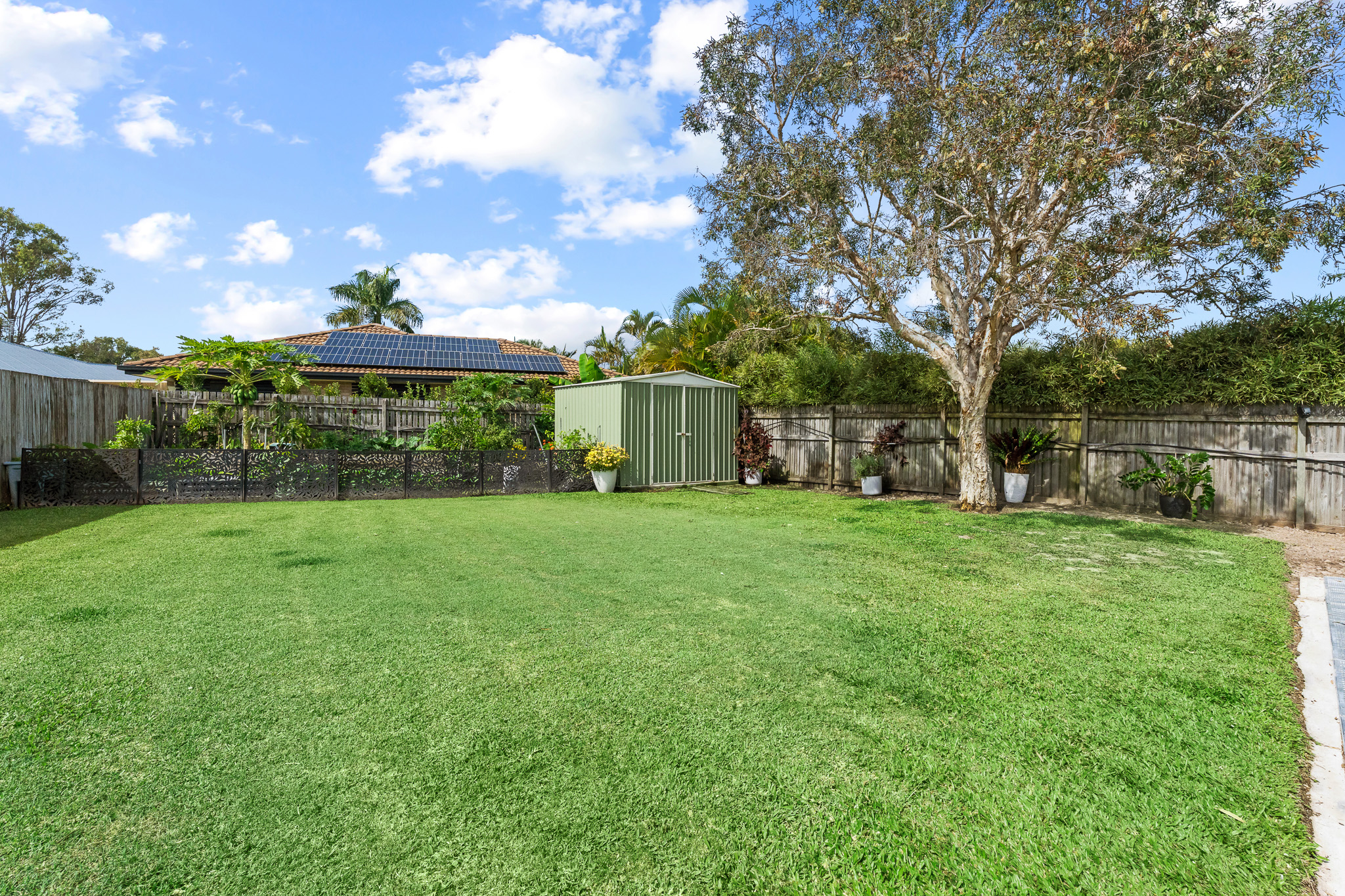 12 Ladbroke Crescent, URANGAN, QLD 4655 AUS