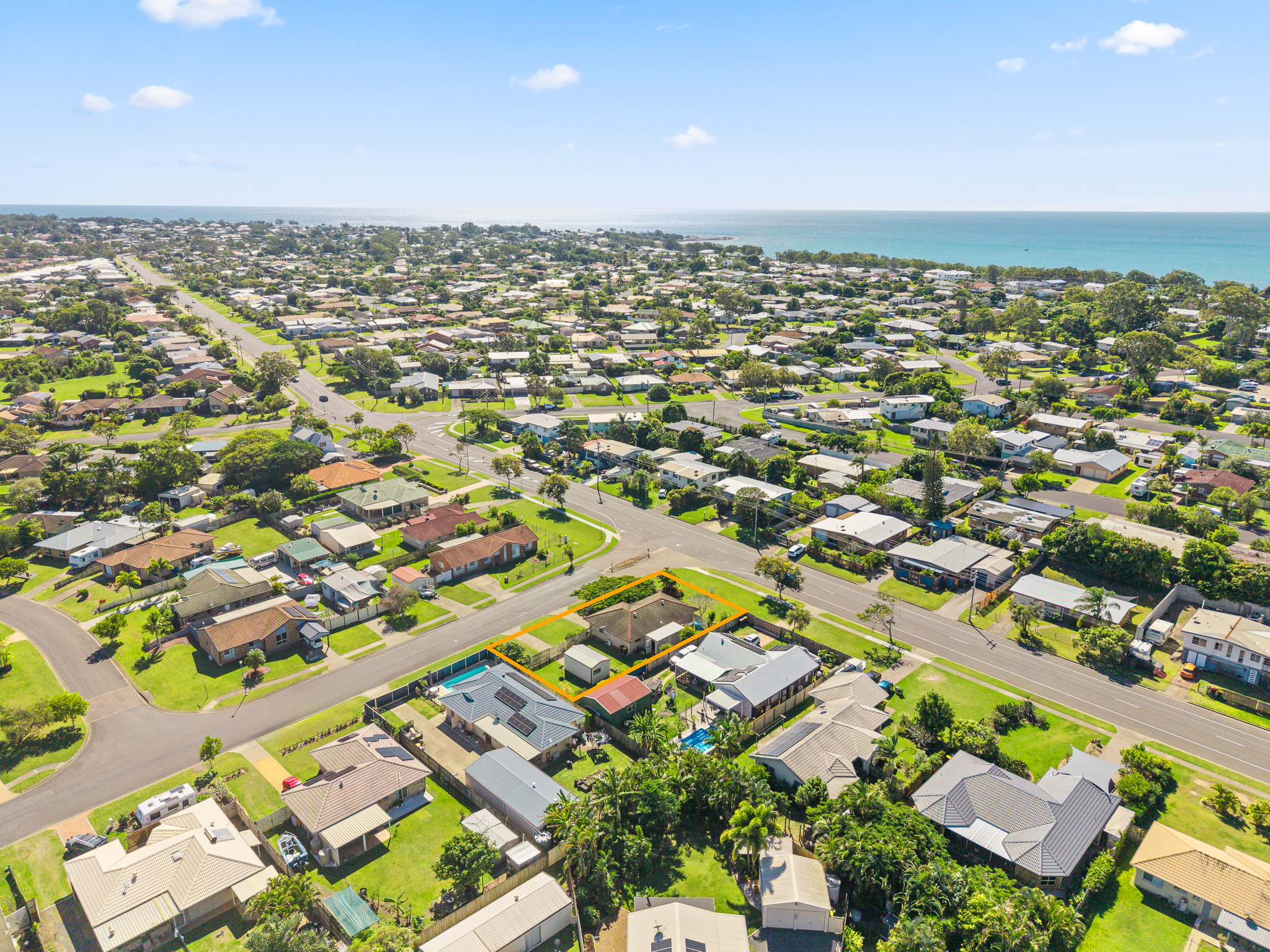 2 Archer Drive, POINT VERNON, QLD 4655 AUS