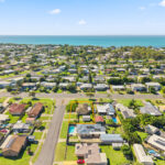 2 Archer Drive, POINT VERNON, QLD 4655 AUS
