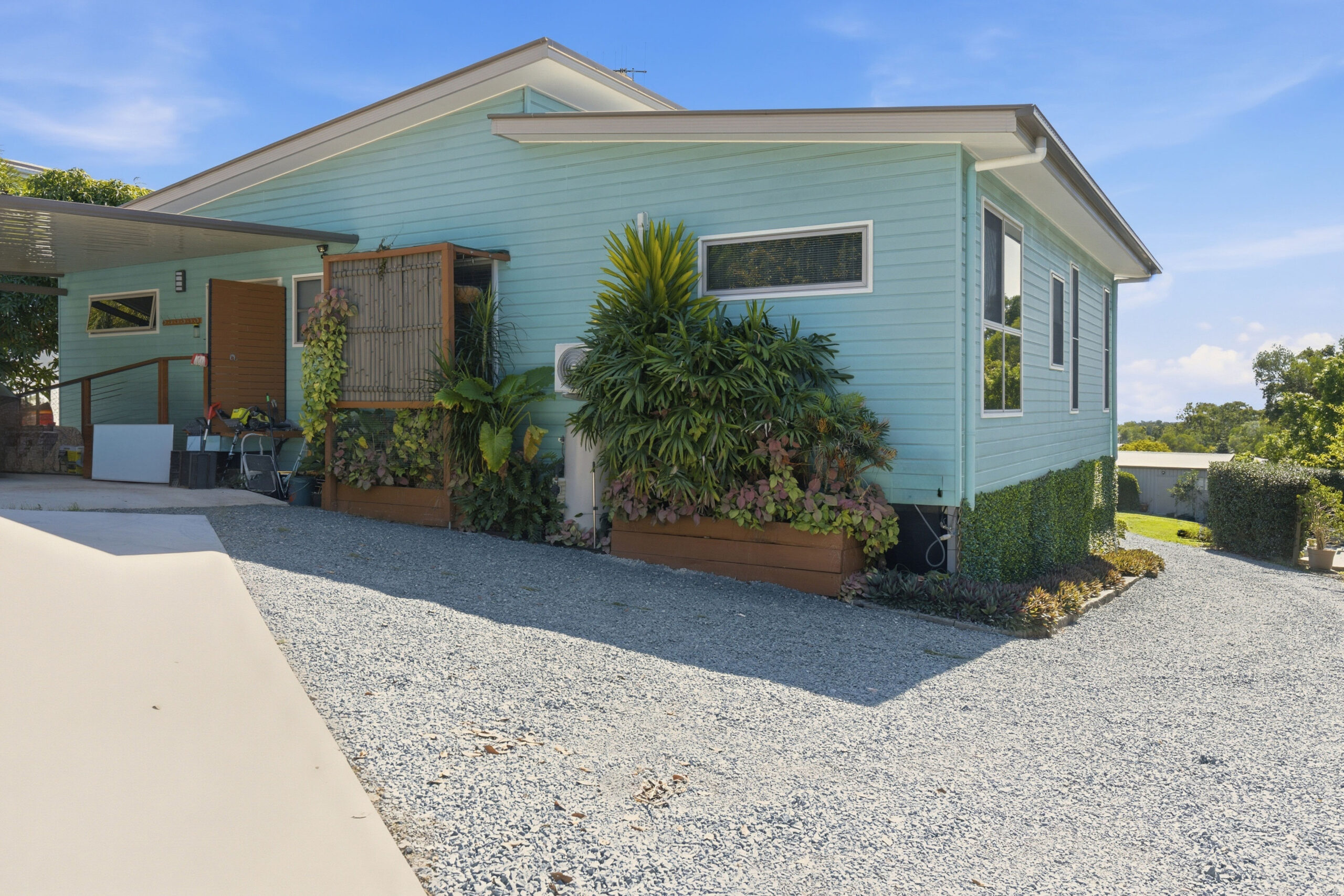 35 Highview Drive, CRAIGNISH, QLD 4655 AUS