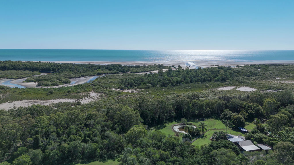 35 Highview Drive, CRAIGNISH, QLD 4655 AUS