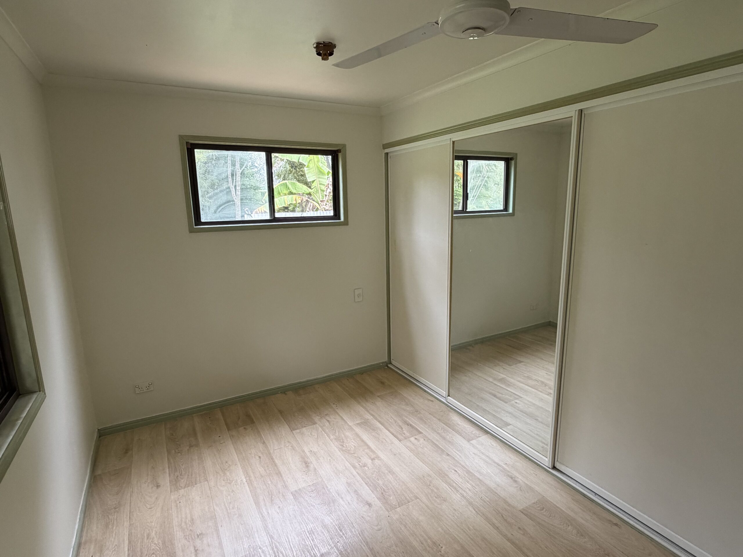 33 Shore Road West, BOORAL, QLD 4655 AUS