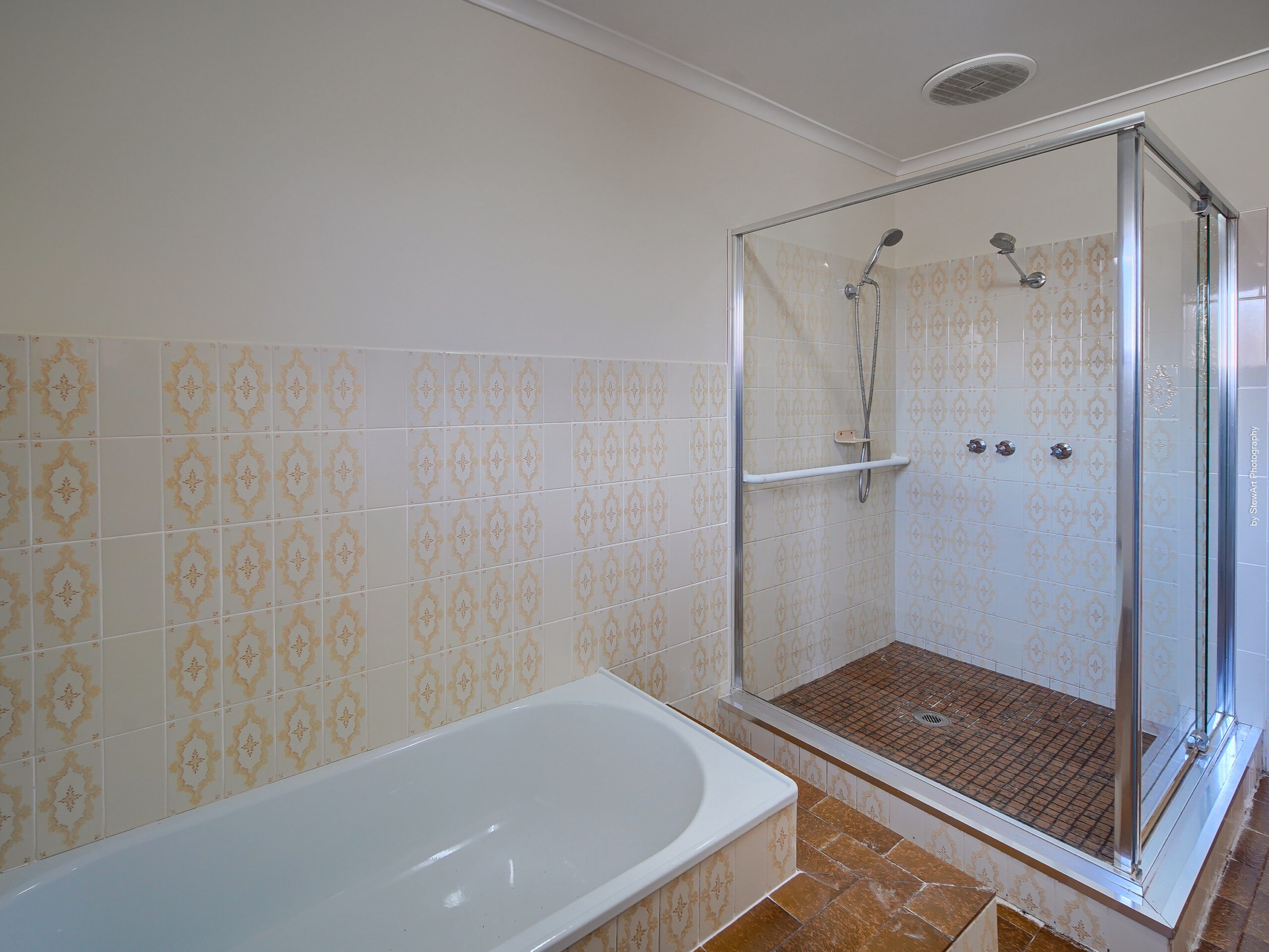 107 Oleander Avenue, SCARNESS, QLD 4655 AUS