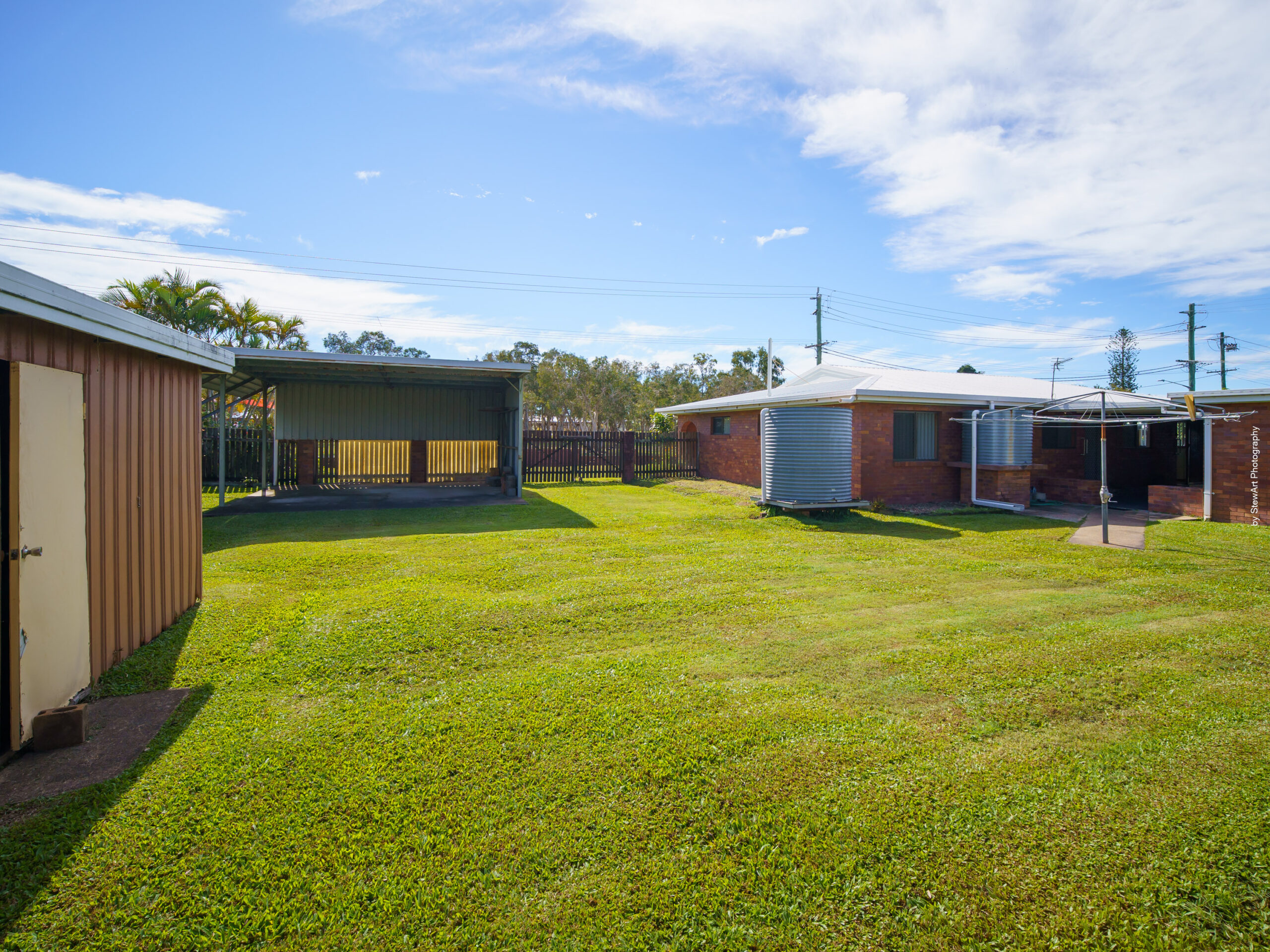 107 Oleander Avenue, SCARNESS, QLD 4655 AUS
